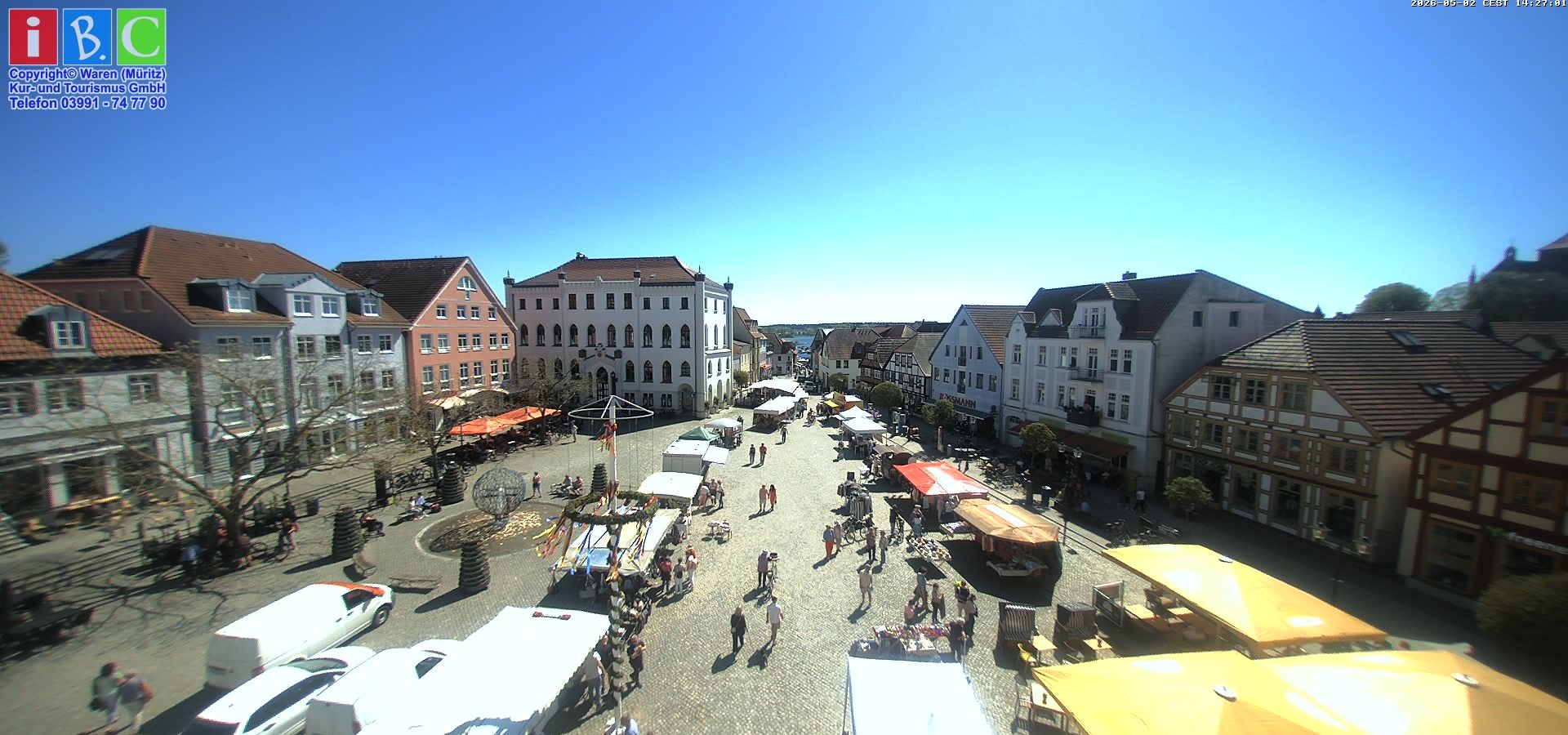 Archiv Foto Webcam Neuer Markt in Waren an der Müritz