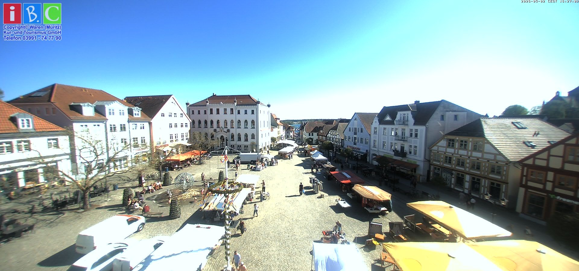 Archiv Foto Webcam Neuer Markt in Waren an der Müritz