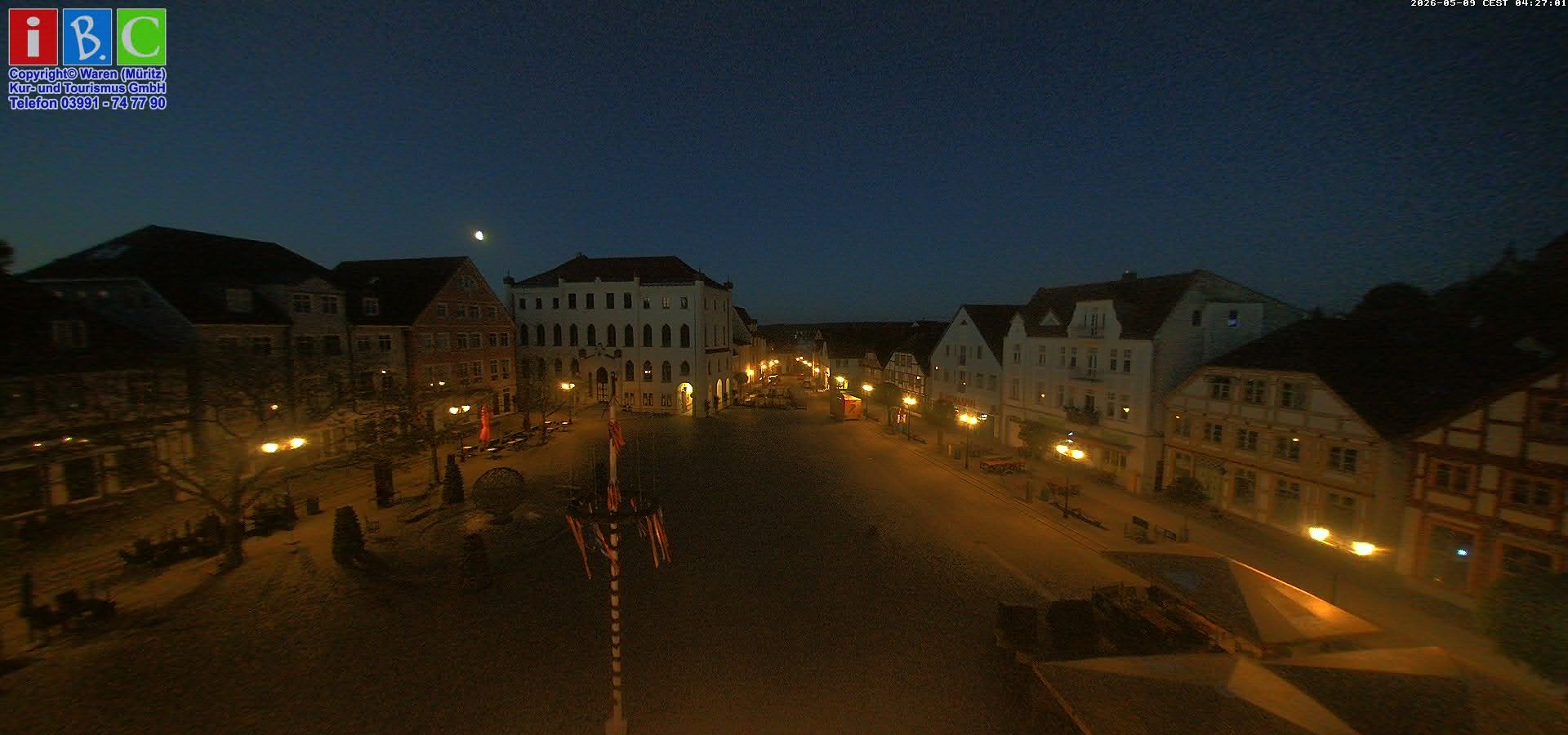 Archived image Webcam Waren (Müritz) - Market place