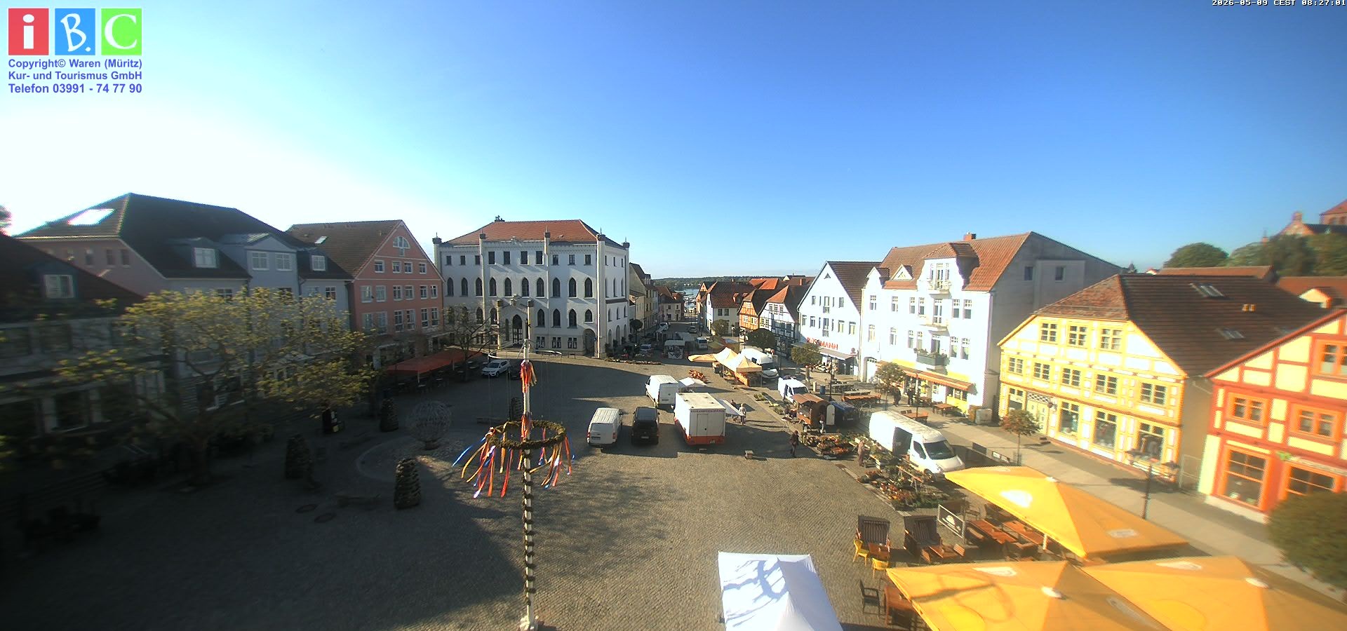 Archived image Webcam Waren (Müritz) - Market place