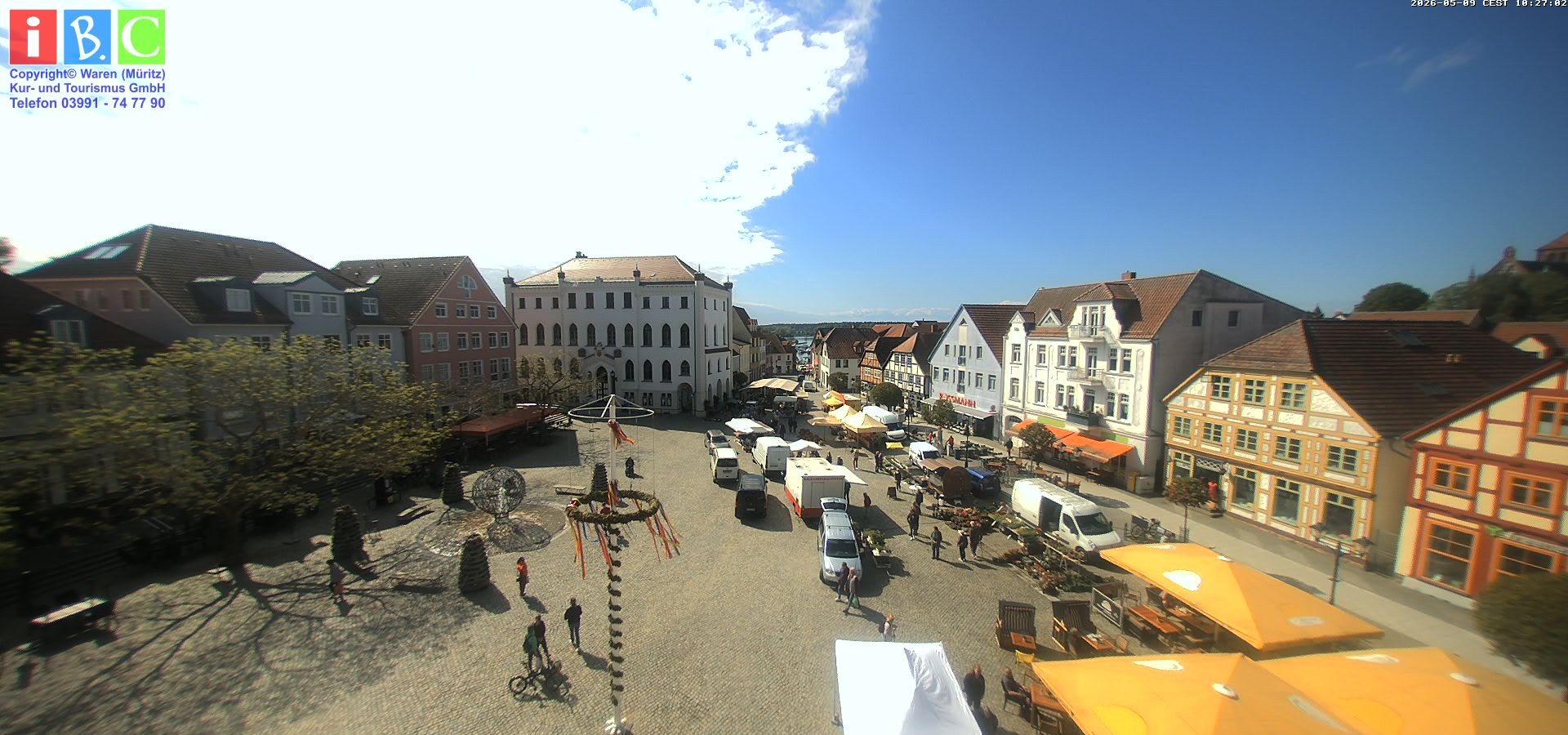 Archived image Webcam Waren (Müritz) - Market place