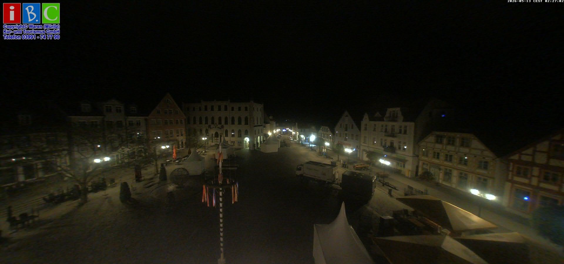 Archived image Webcam Waren (Müritz) - Market place