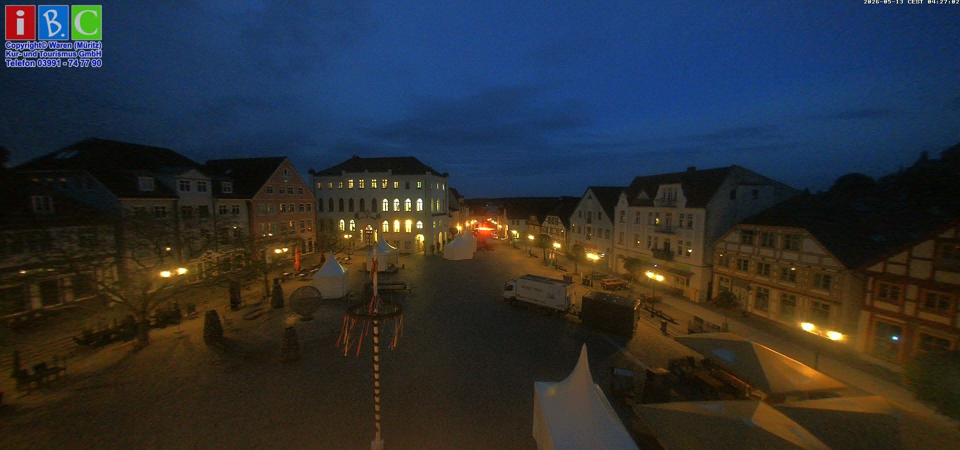 Archived image Webcam Waren (Müritz) - Market place