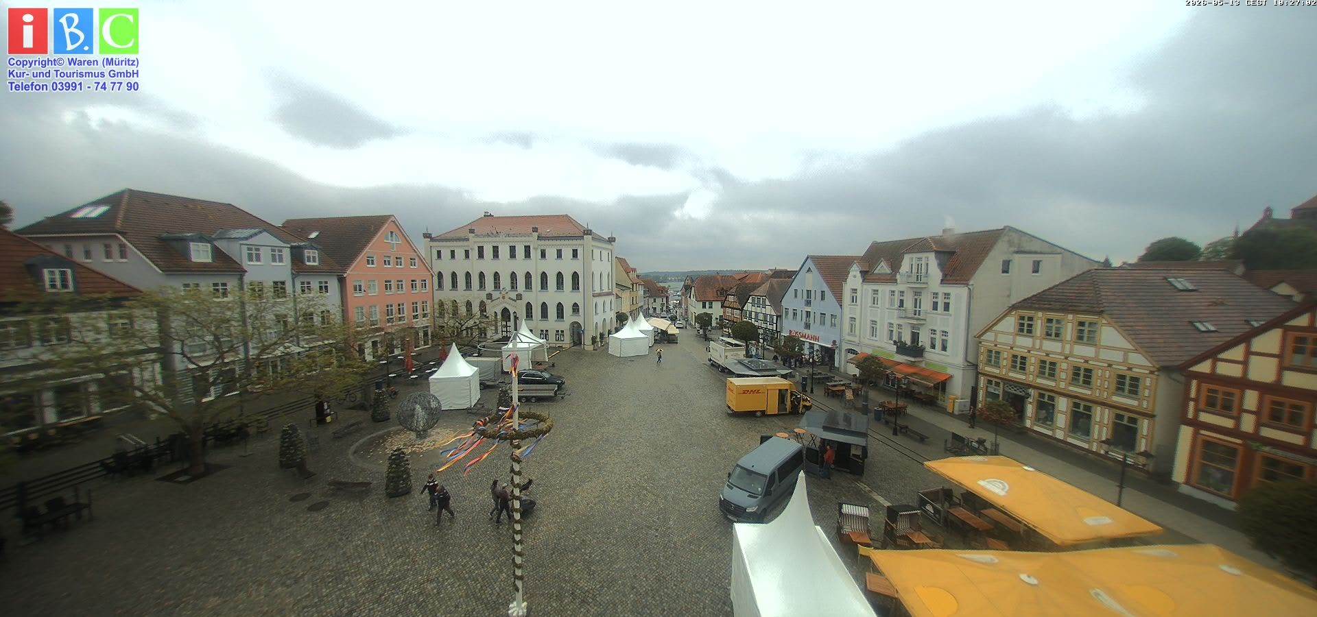 Archived image Webcam Waren (Müritz) - Market place