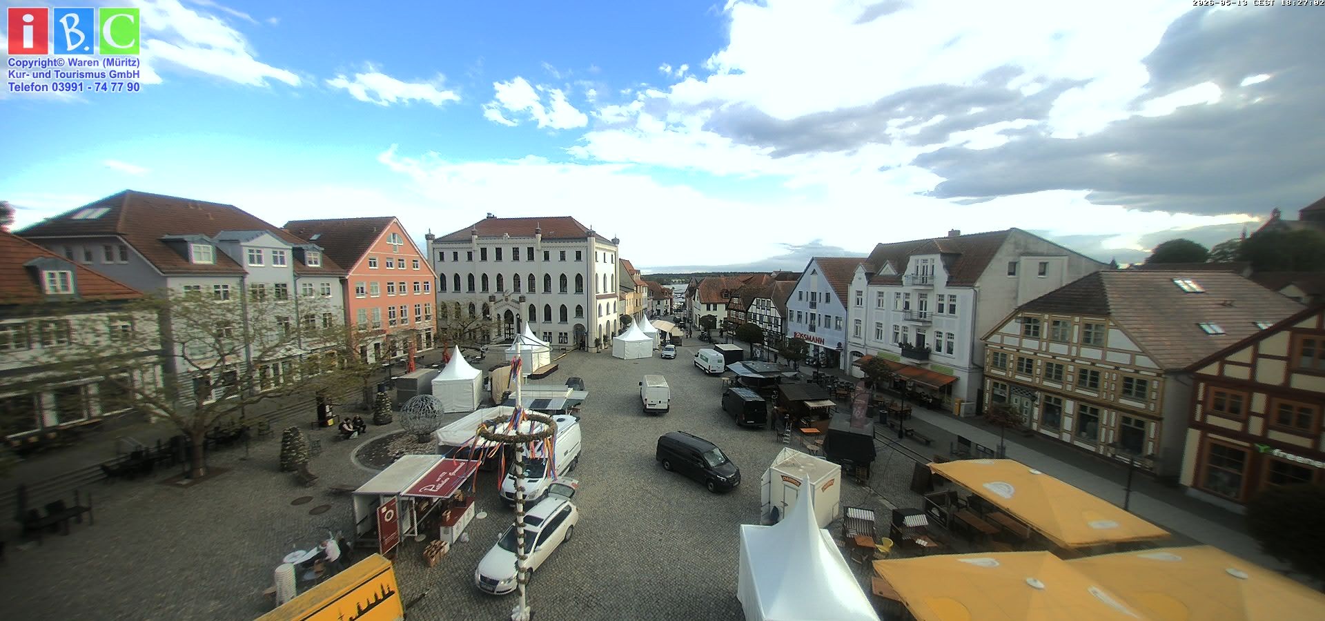 Archived image Webcam Waren (Müritz) - Market place
