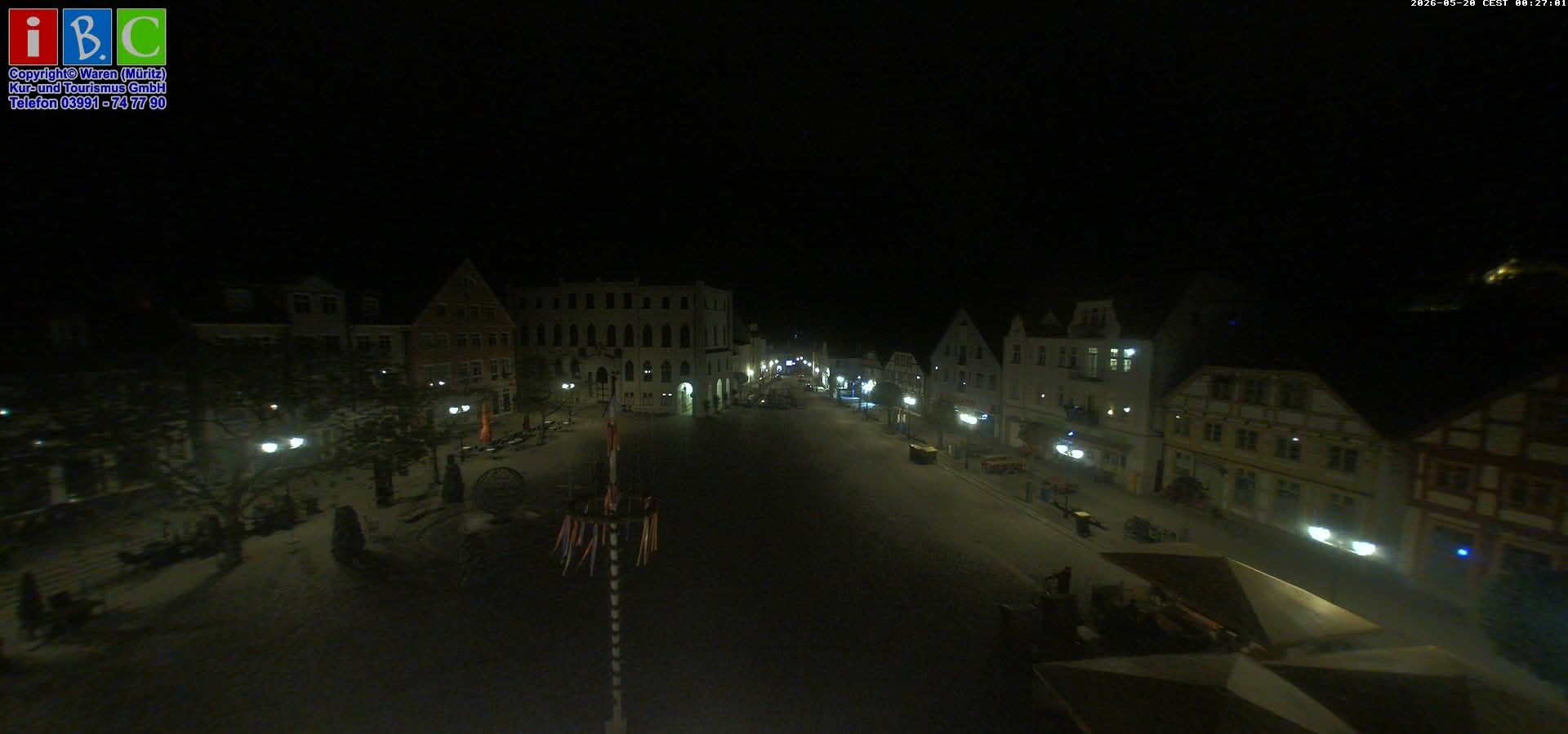 Archiv Foto Webcam Neuer Markt in Waren an der Müritz
