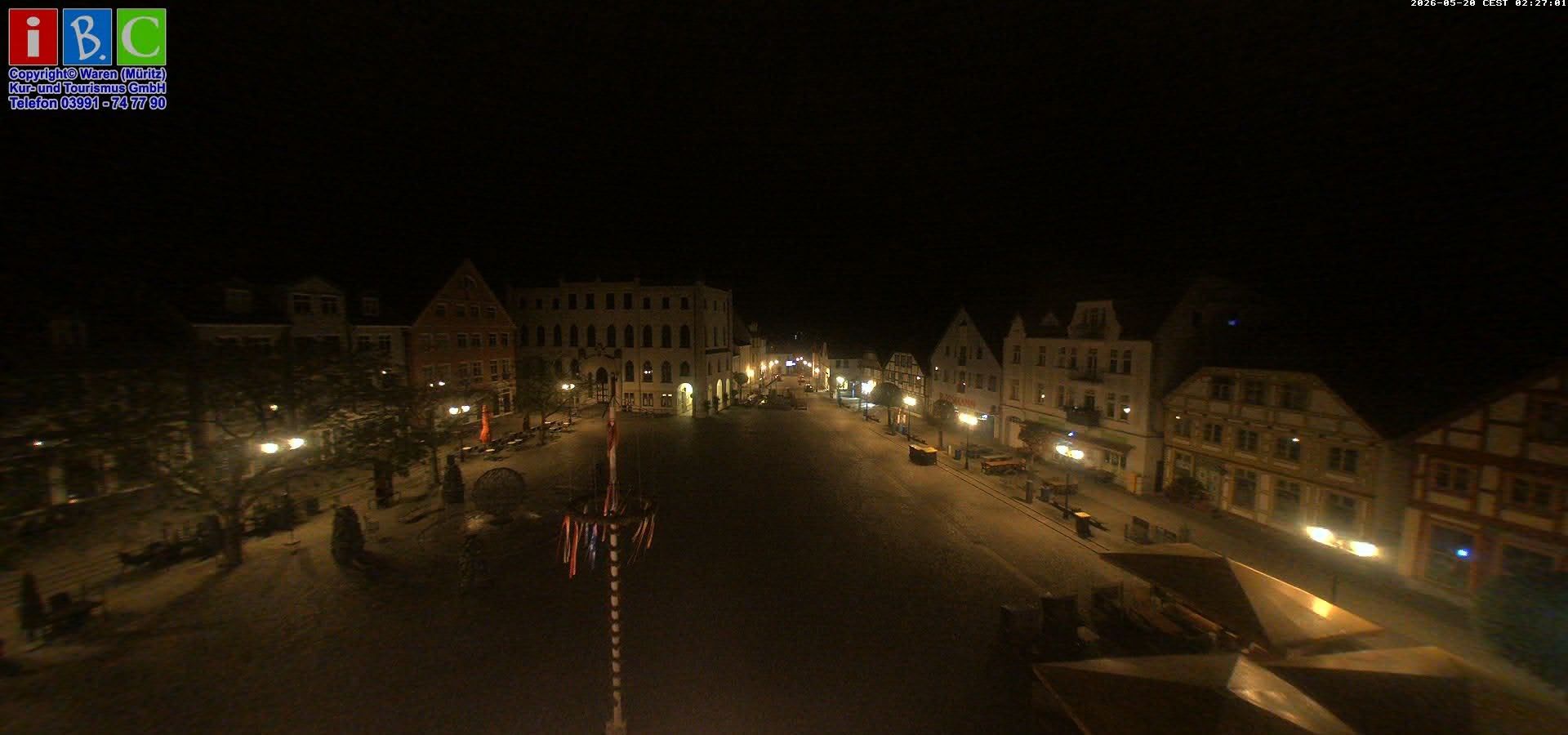 Archiv Foto Webcam Neuer Markt in Waren an der Müritz