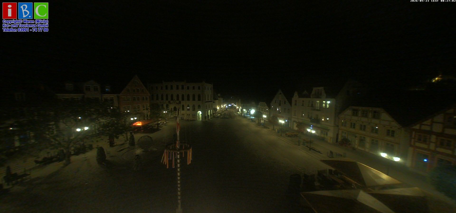 Archiv Foto Webcam Neuer Markt in Waren an der Müritz