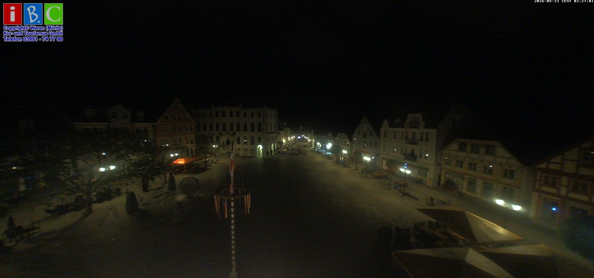 Archiv Foto Webcam Neuer Markt in Waren an der Müritz