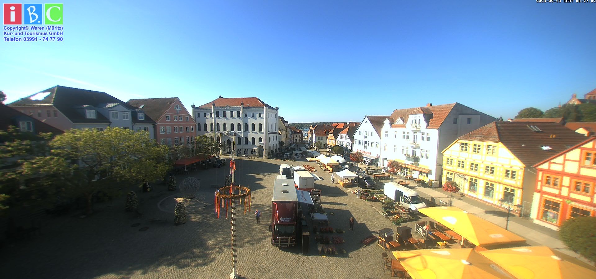 Archiv Foto Webcam Neuer Markt in Waren an der Müritz