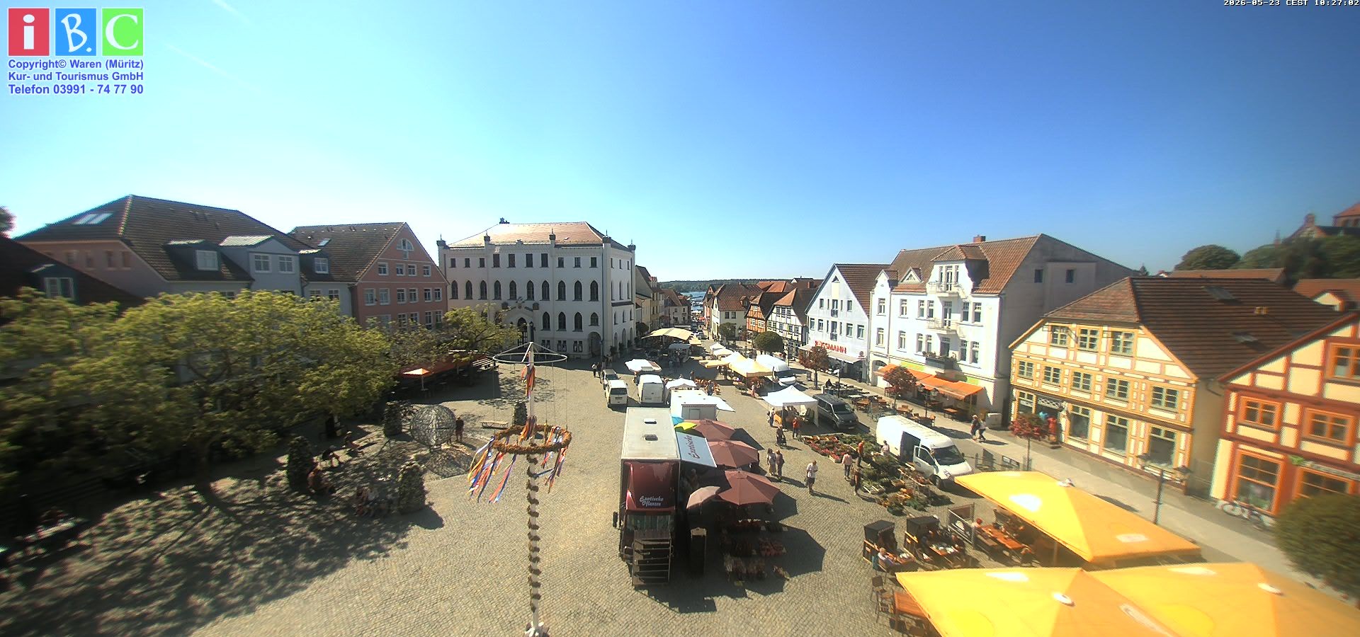 Archiv Foto Webcam Neuer Markt in Waren an der Müritz