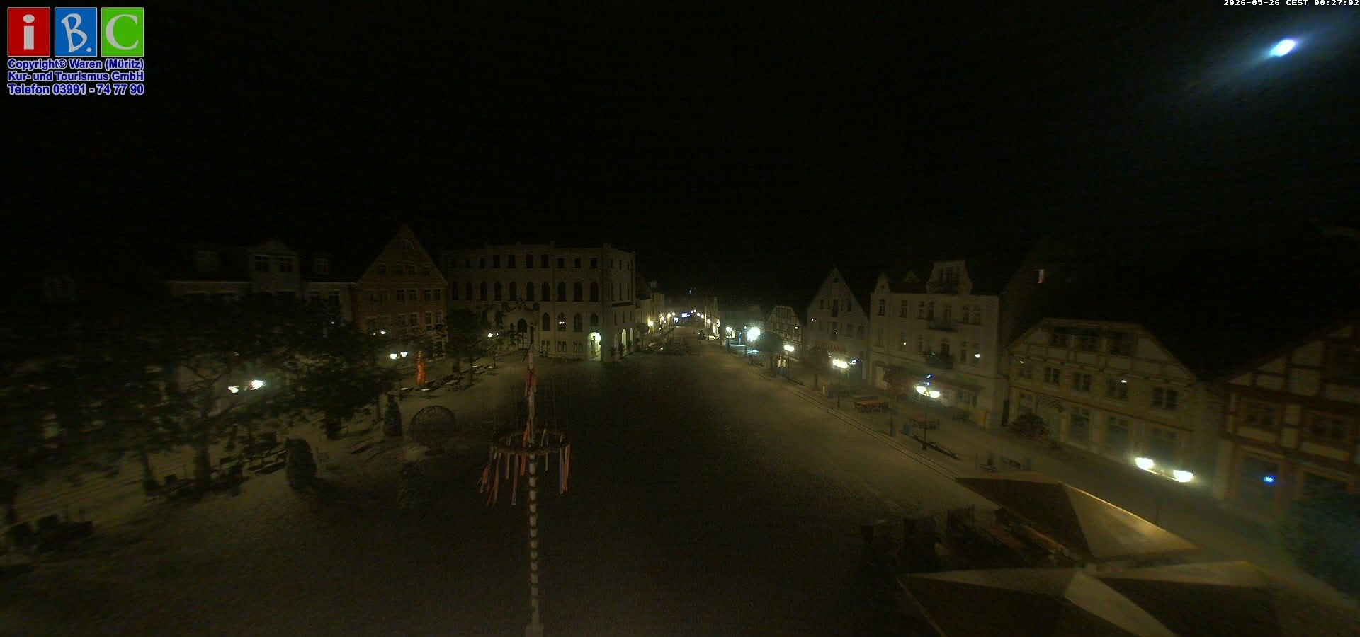 Archiv Foto Webcam Neuer Markt in Waren an der Müritz