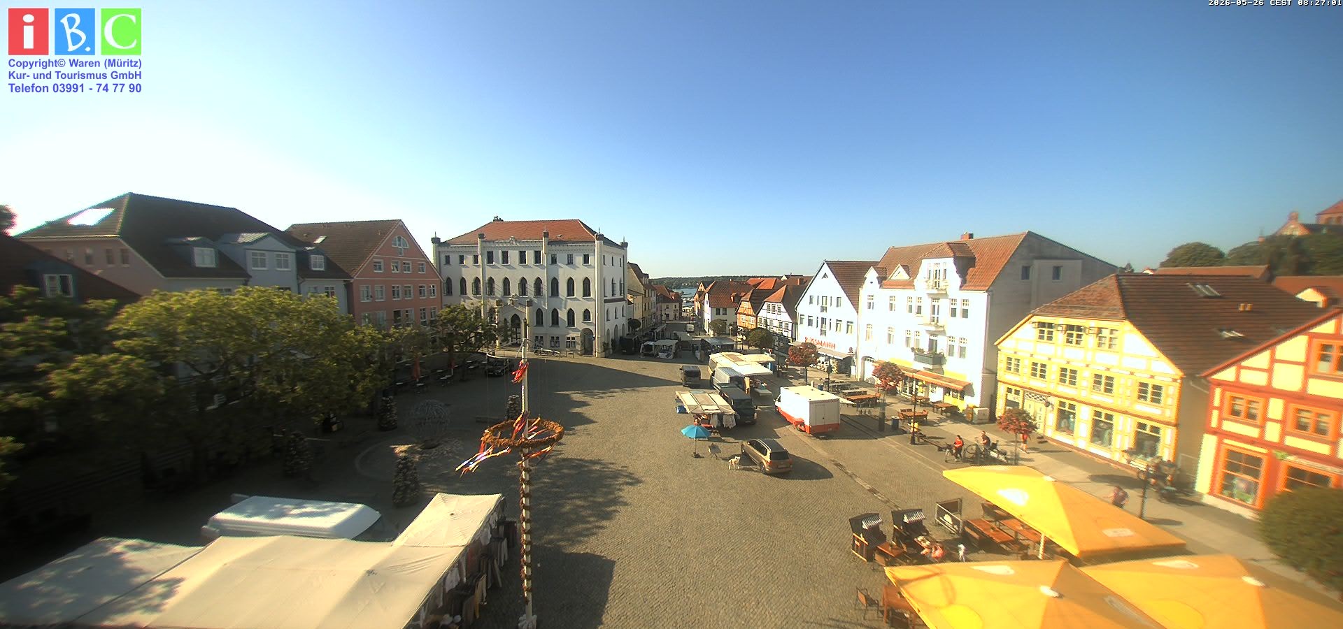 Archiv Foto Webcam Neuer Markt in Waren an der Müritz