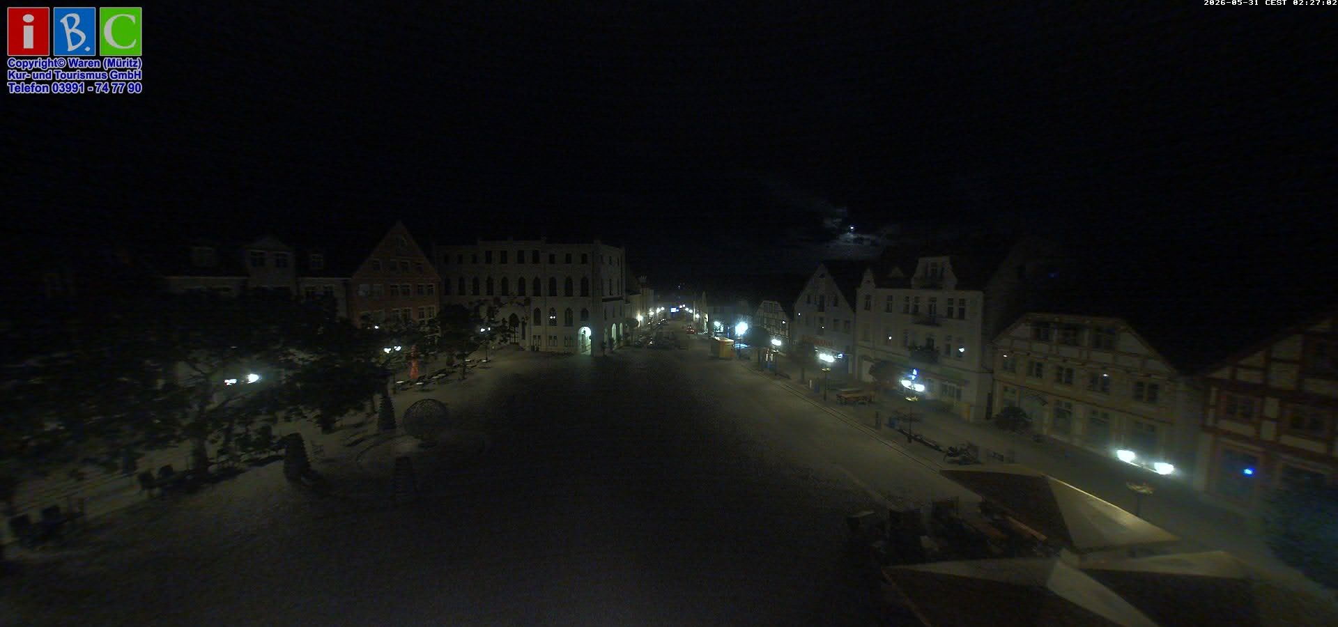 Archiv Foto Webcam Neuer Markt in Waren an der Müritz