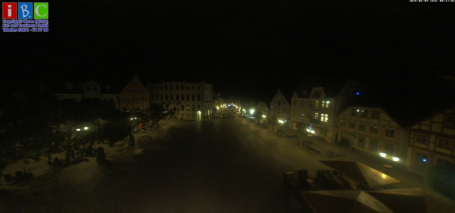Archiv Foto Webcam Neuer Markt in Waren an der Müritz