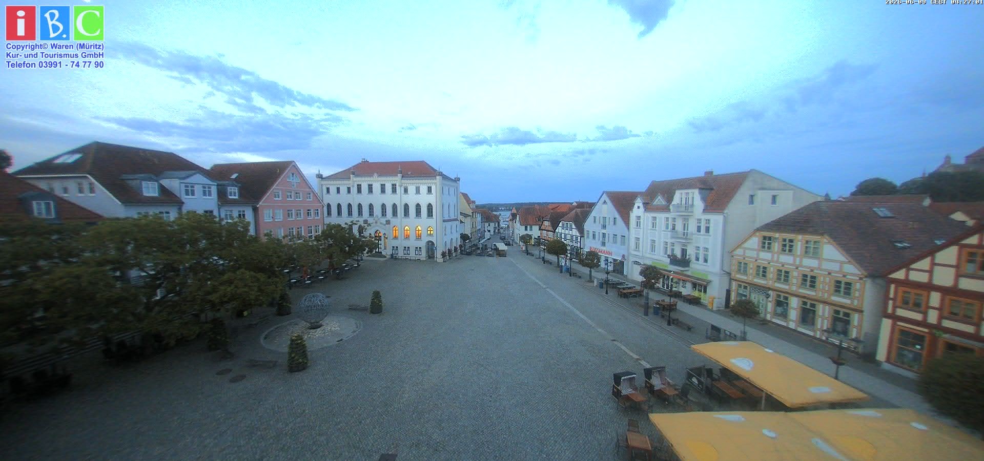 Archiv Foto Webcam Neuer Markt in Waren an der Müritz