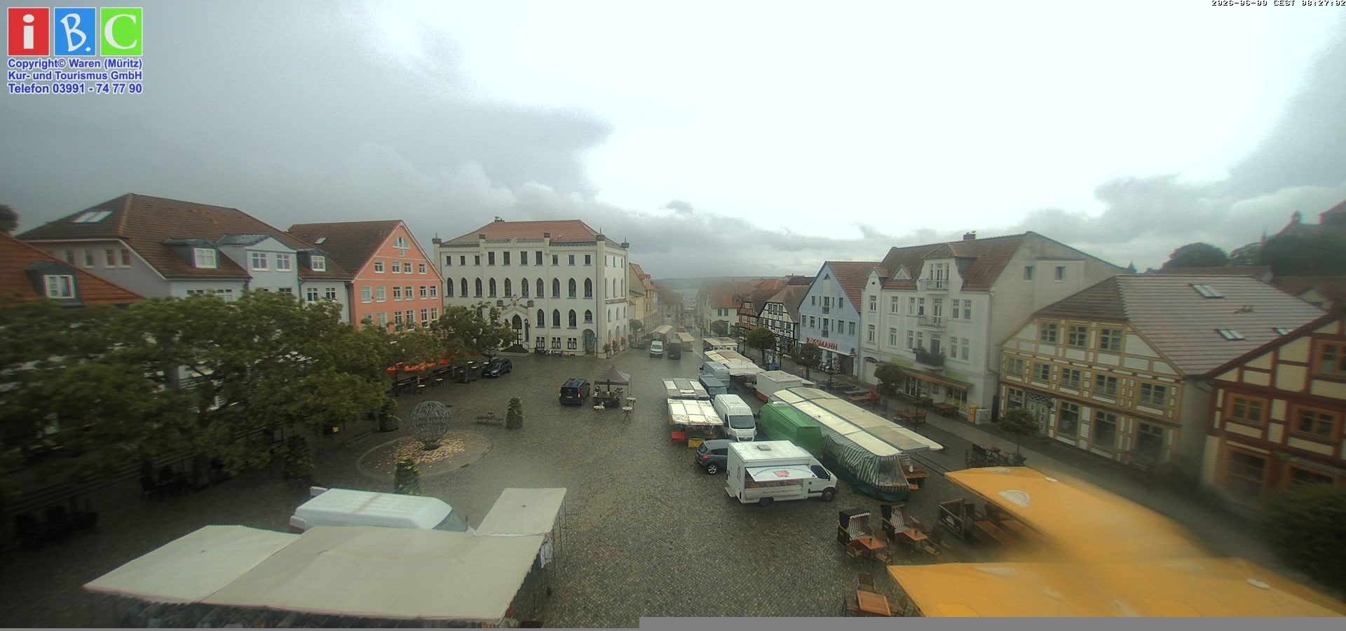 Archiv Foto Webcam Neuer Markt in Waren an der Müritz