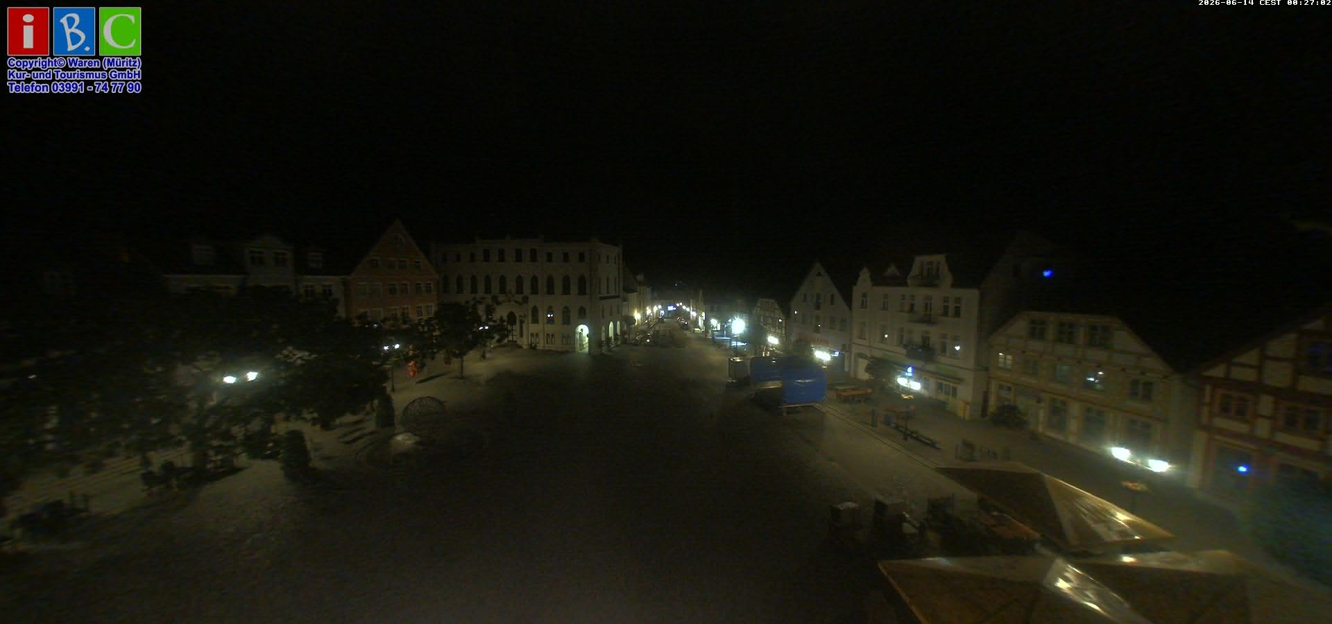 Archiv Foto Webcam Neuer Markt in Waren an der Müritz