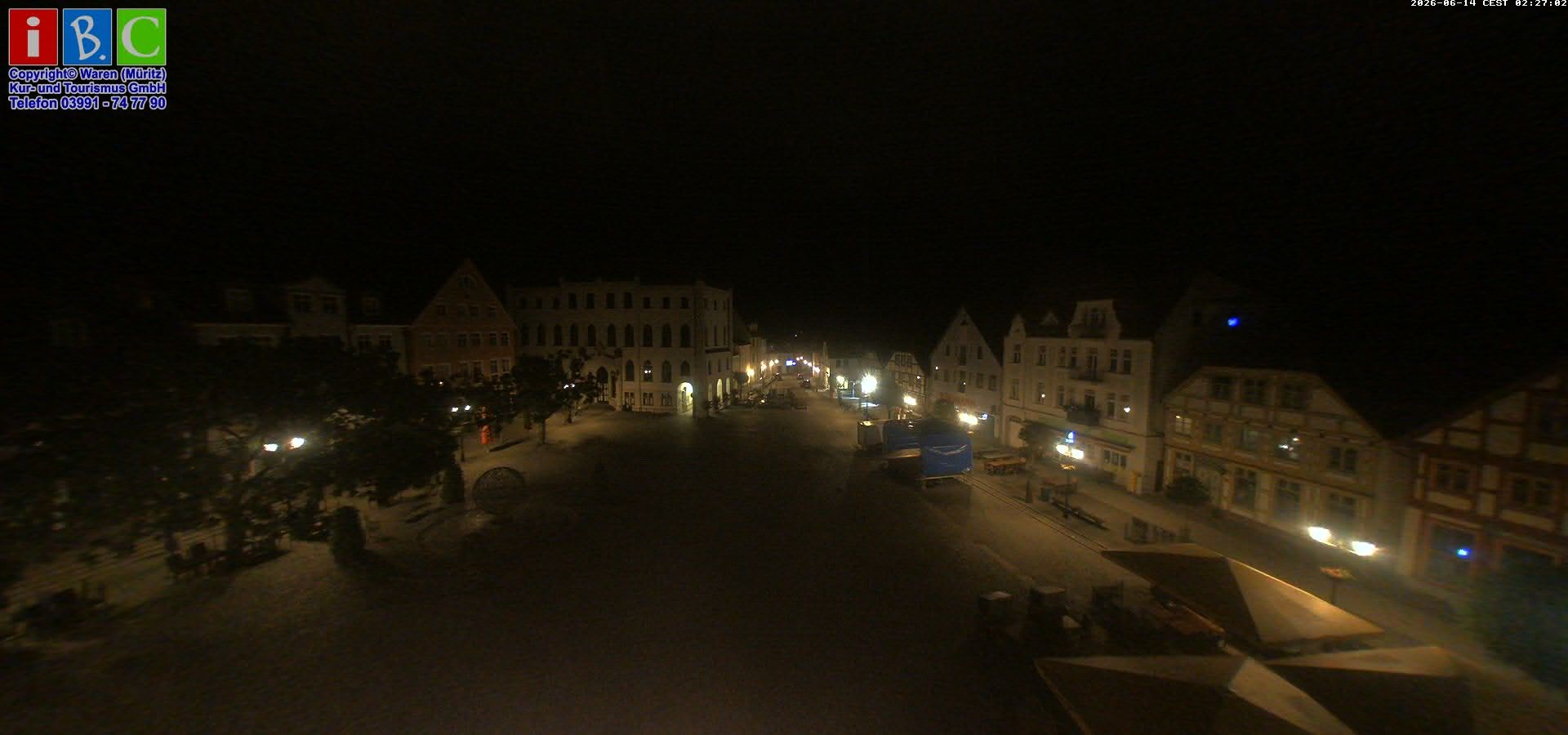 Archiv Foto Webcam Neuer Markt in Waren an der Müritz