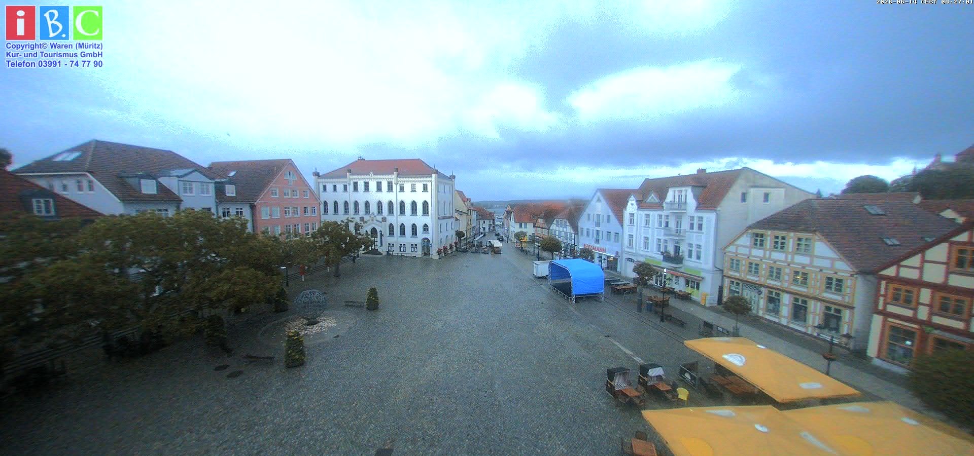 Archiv Foto Webcam Neuer Markt in Waren an der Müritz