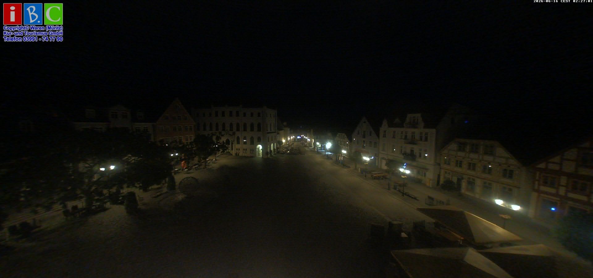 Archiv Foto Webcam Neuer Markt in Waren an der Müritz