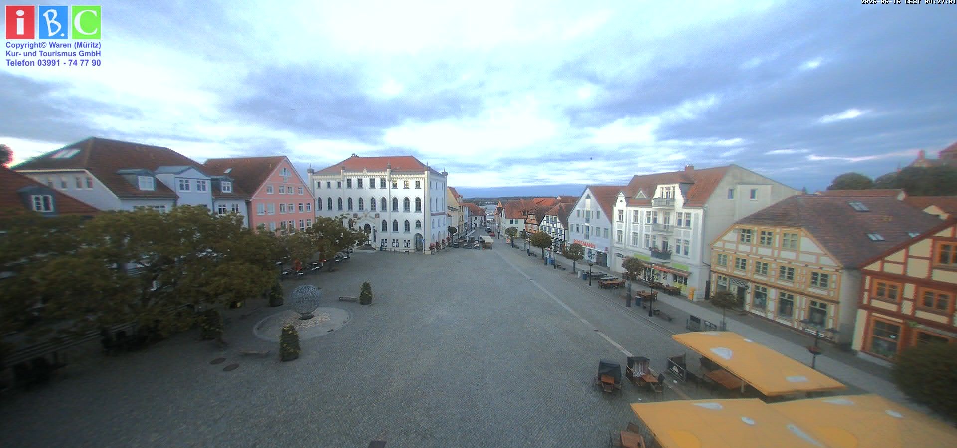 Archiv Foto Webcam Neuer Markt in Waren an der Müritz