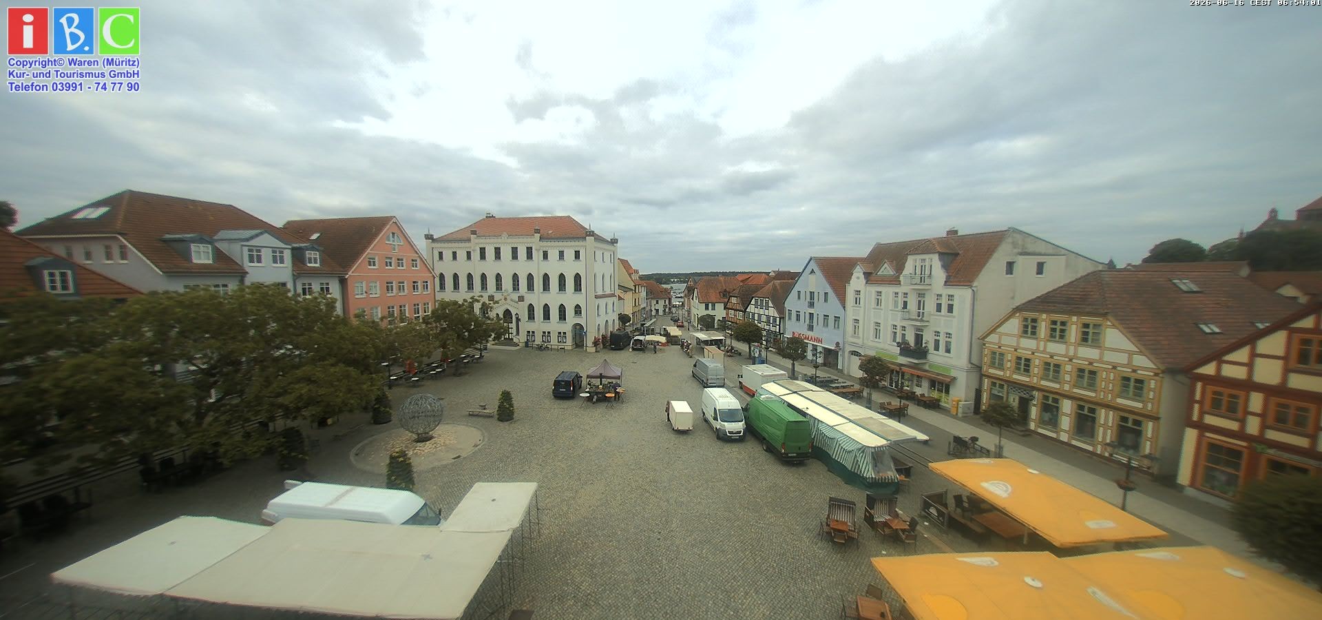 Archiv Foto Webcam Neuer Markt in Waren an der Müritz