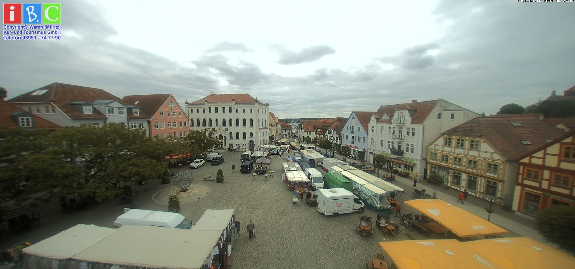 Archiv Foto Webcam Neuer Markt in Waren an der Müritz