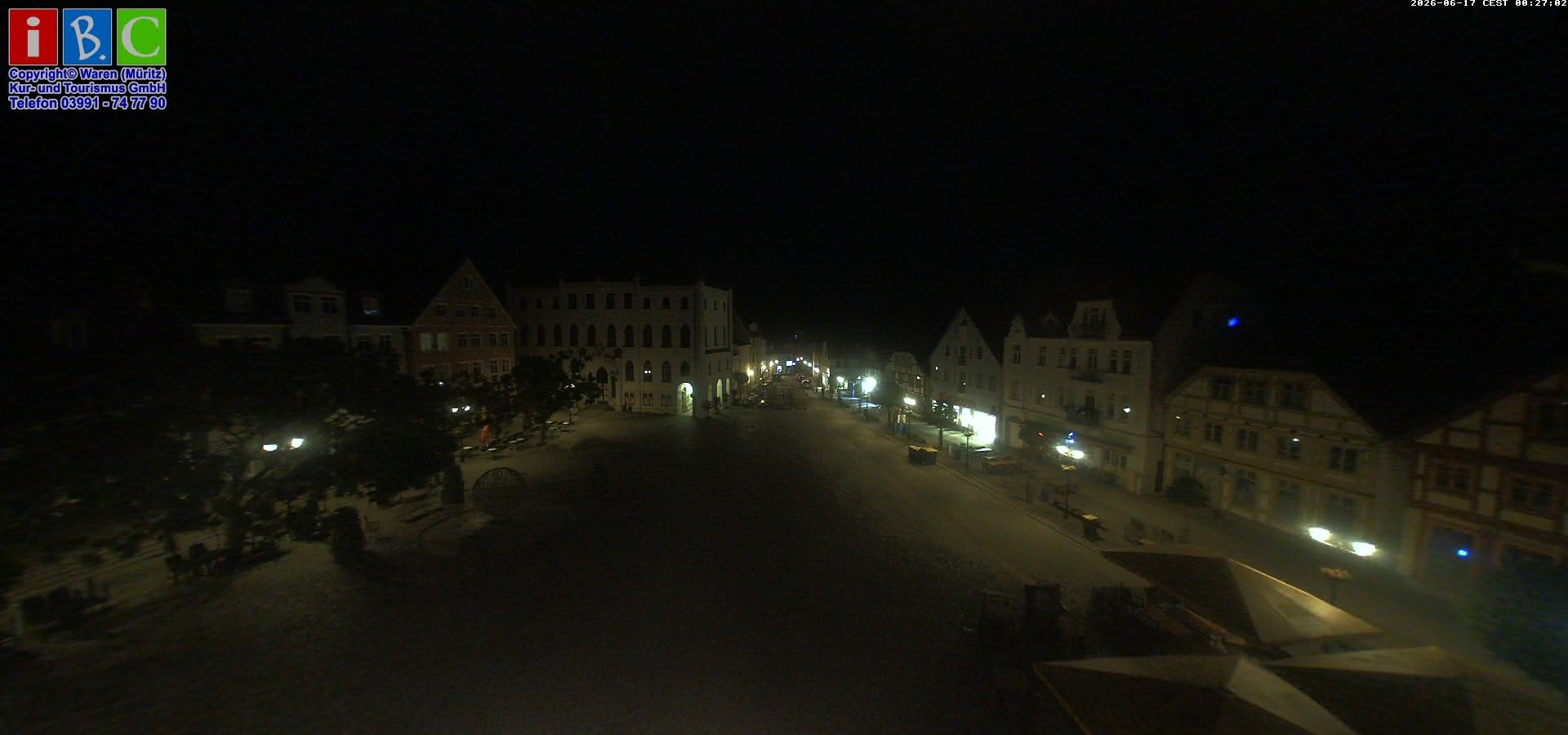 Archiv Foto Webcam Neuer Markt in Waren an der Müritz