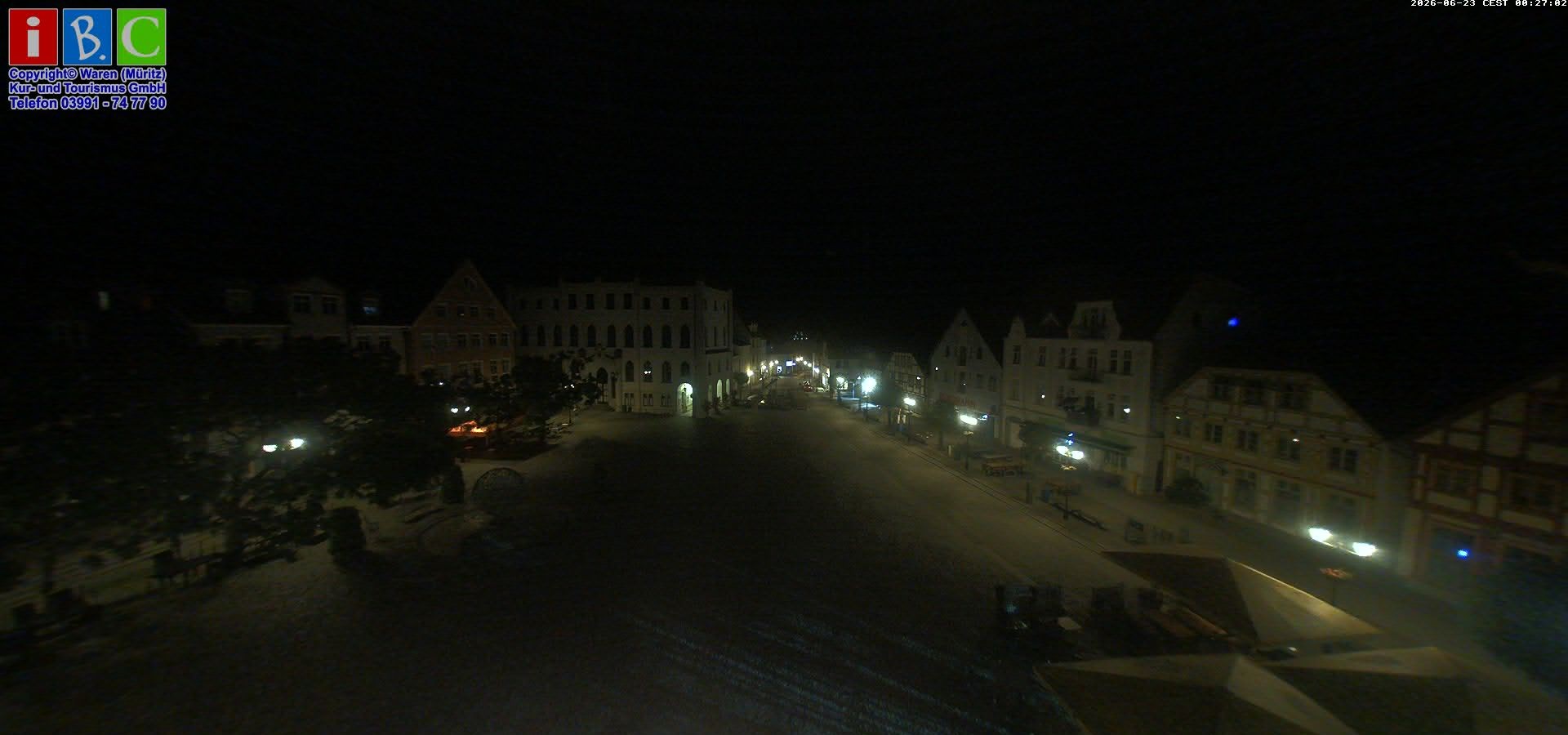 Archiv Foto Webcam Neuer Markt in Waren an der Müritz
