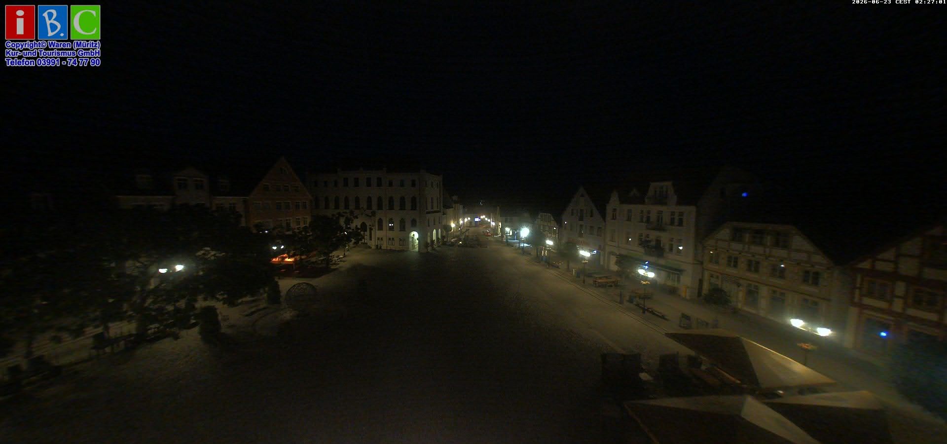 Archiv Foto Webcam Neuer Markt in Waren an der Müritz