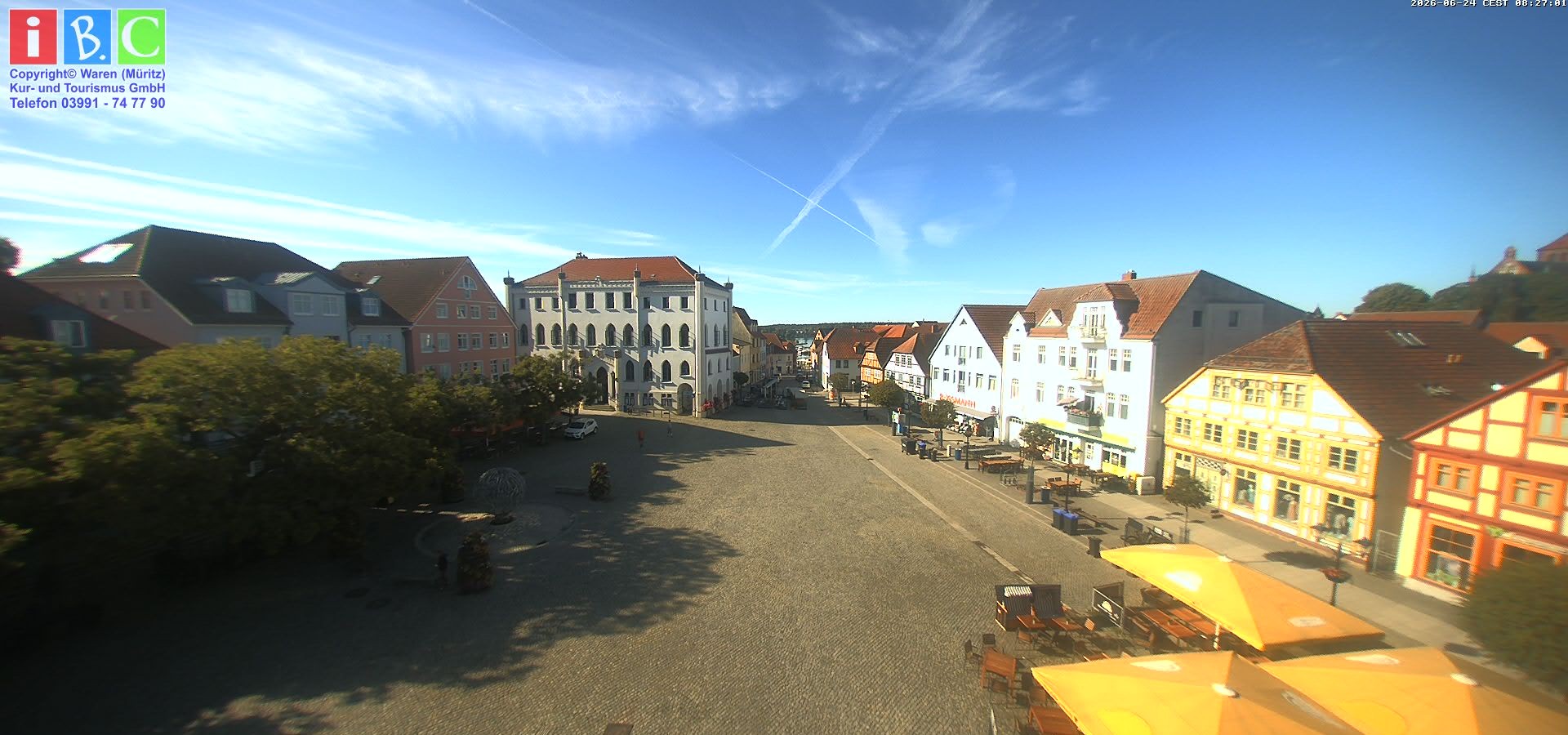 Archived image Webcam Waren (Müritz) - Market place
