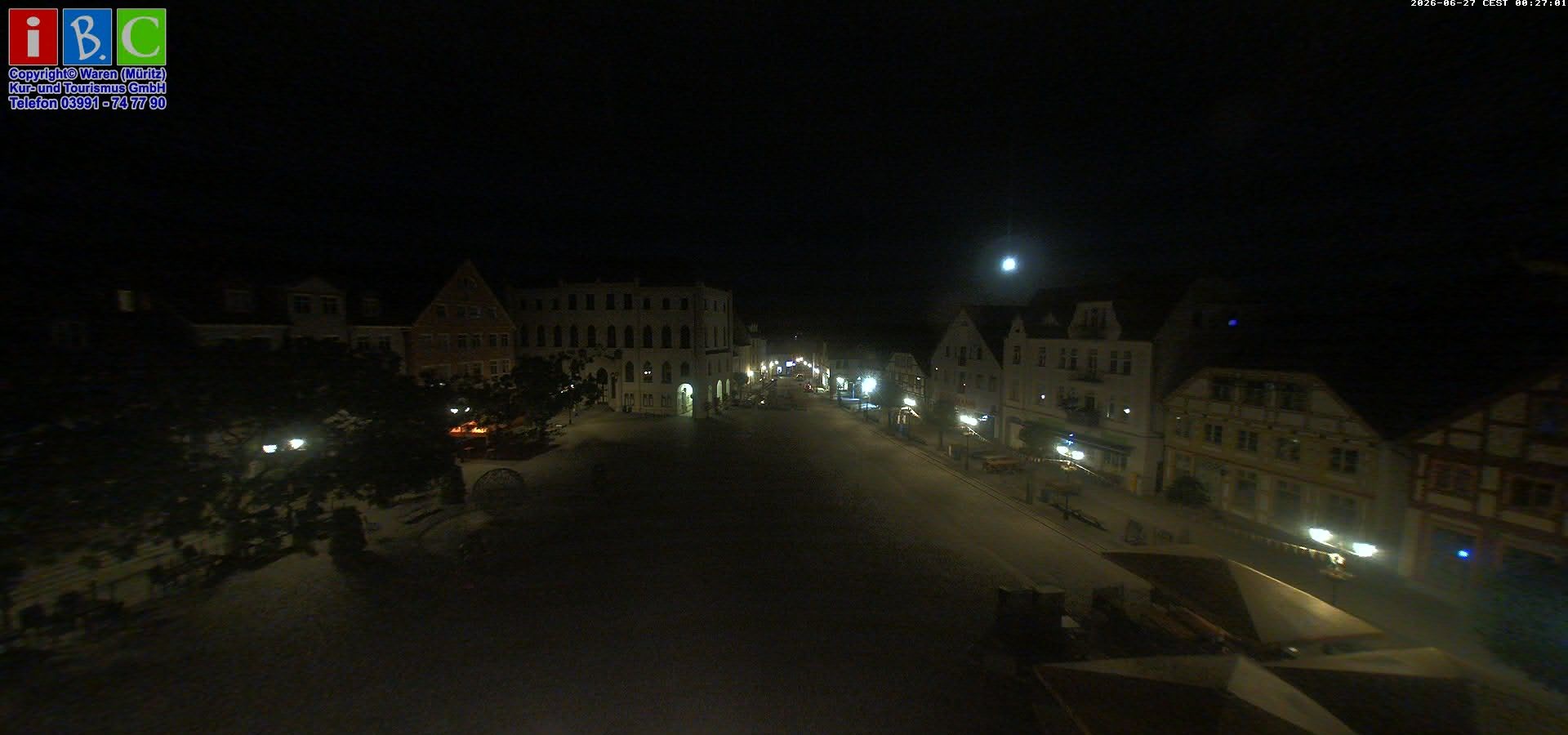 Archiv Foto Webcam Neuer Markt in Waren an der Müritz