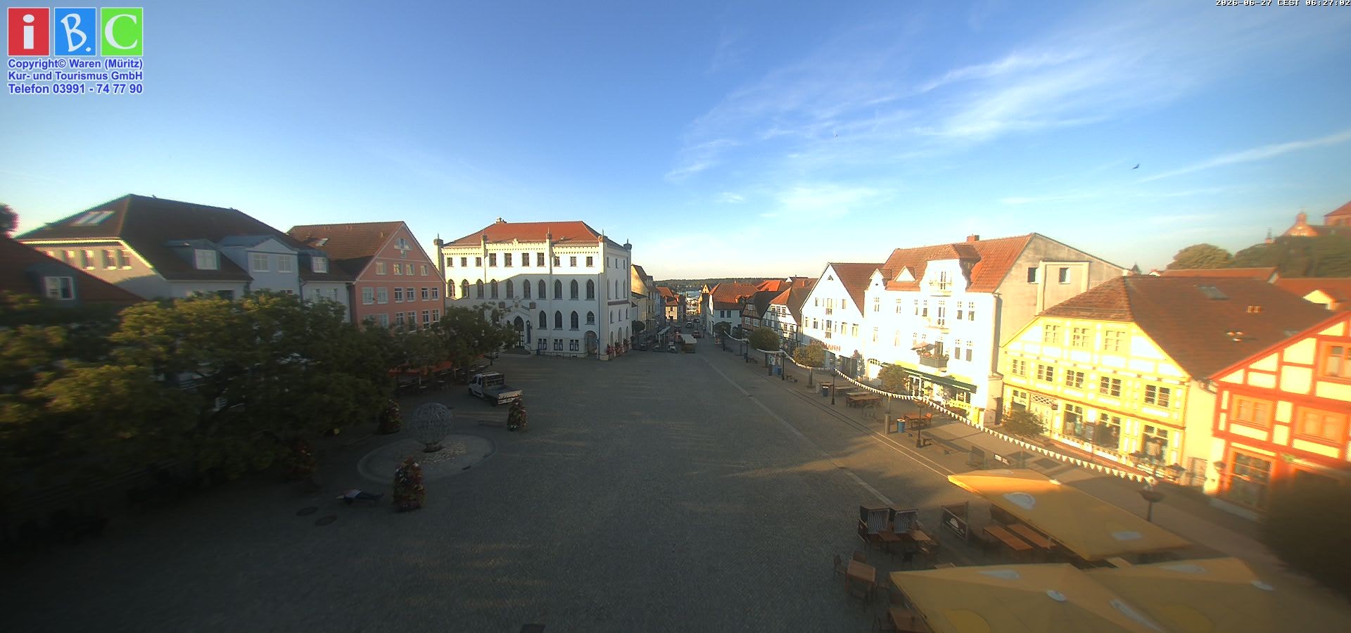 Archiv Foto Webcam Neuer Markt in Waren an der Müritz