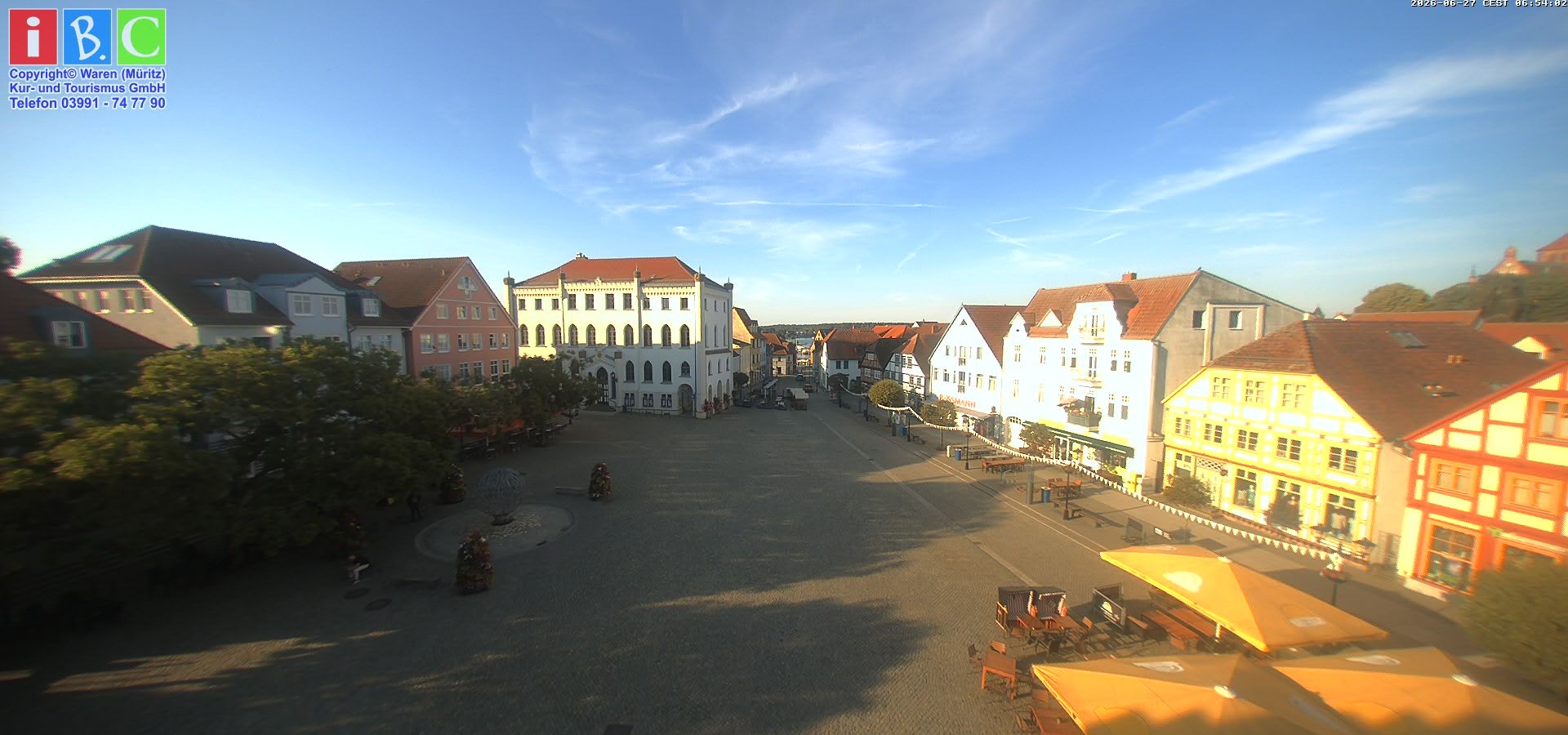 Archiv Foto Webcam Neuer Markt in Waren an der Müritz