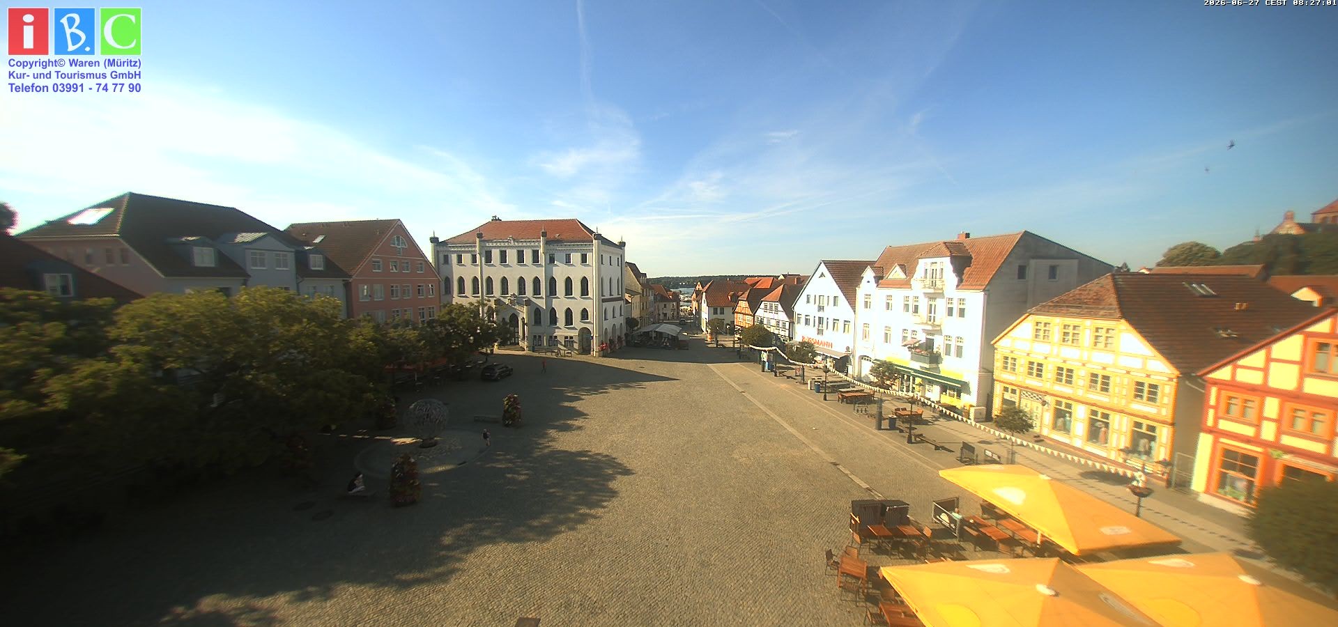 Archiv Foto Webcam Neuer Markt in Waren an der Müritz