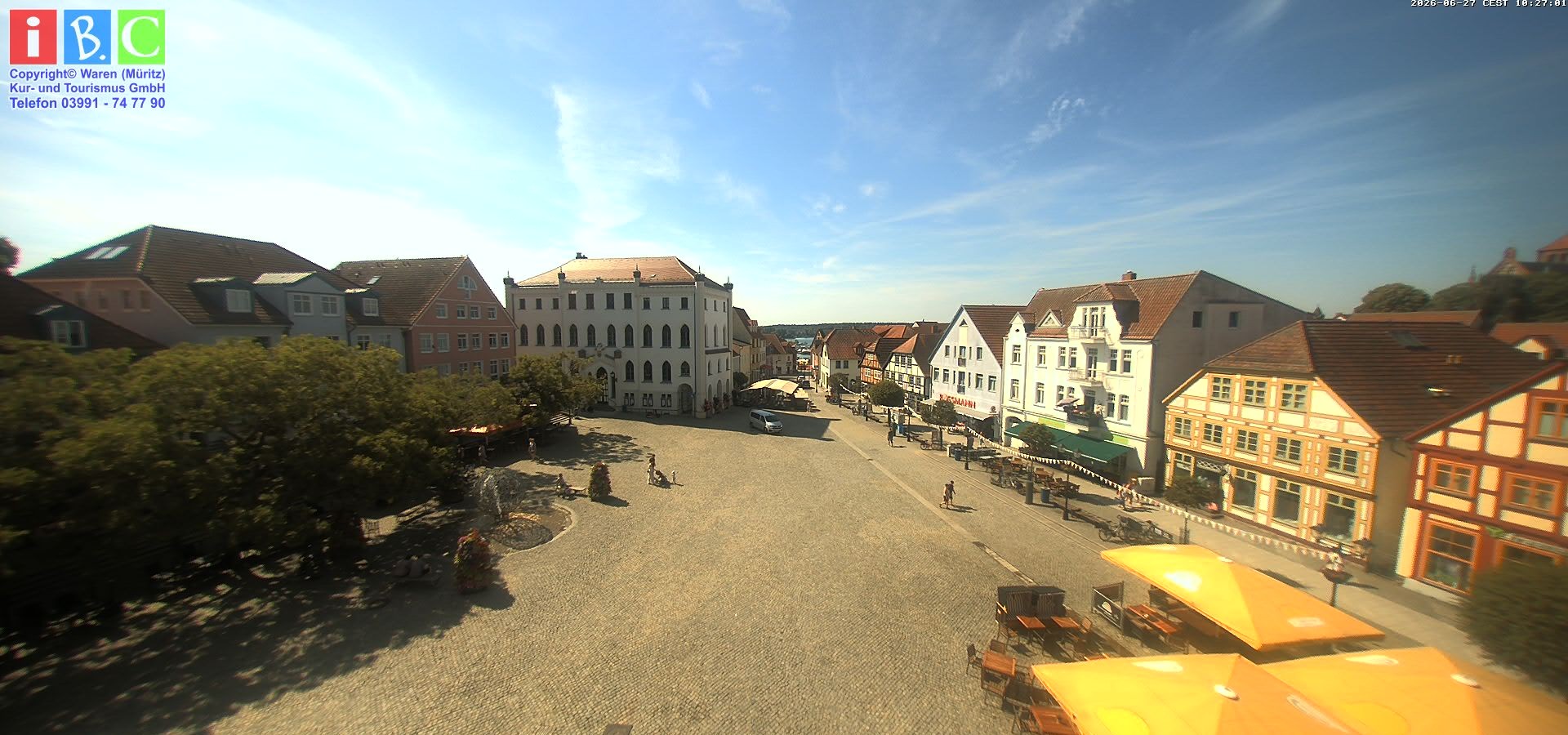 Archiv Foto Webcam Neuer Markt in Waren an der Müritz