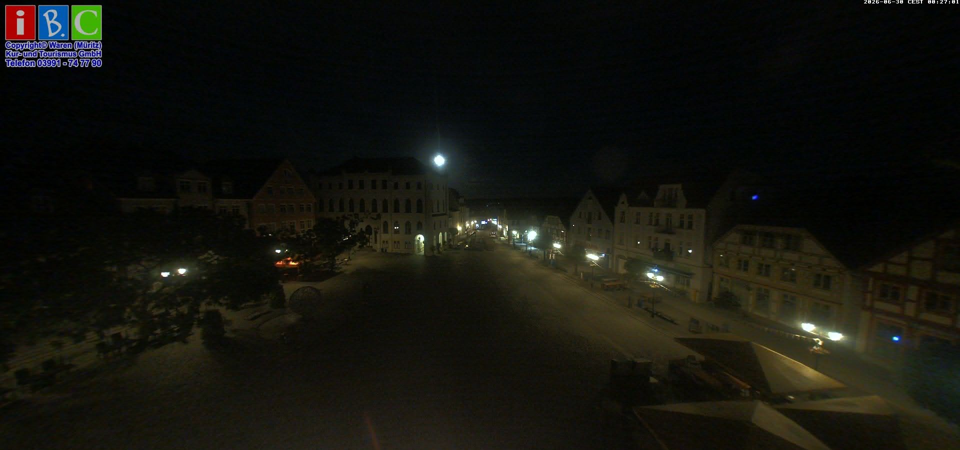 Archiv Foto Webcam Neuer Markt in Waren an der Müritz