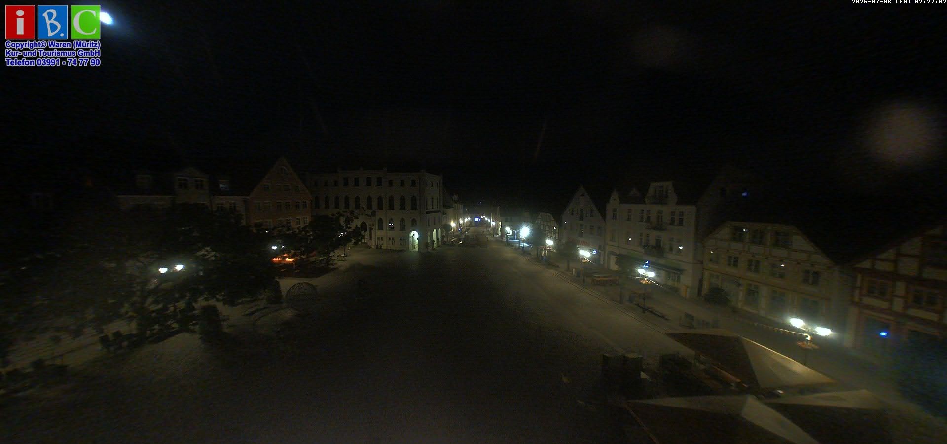 Archiv Foto Webcam Neuer Markt in Waren an der Müritz