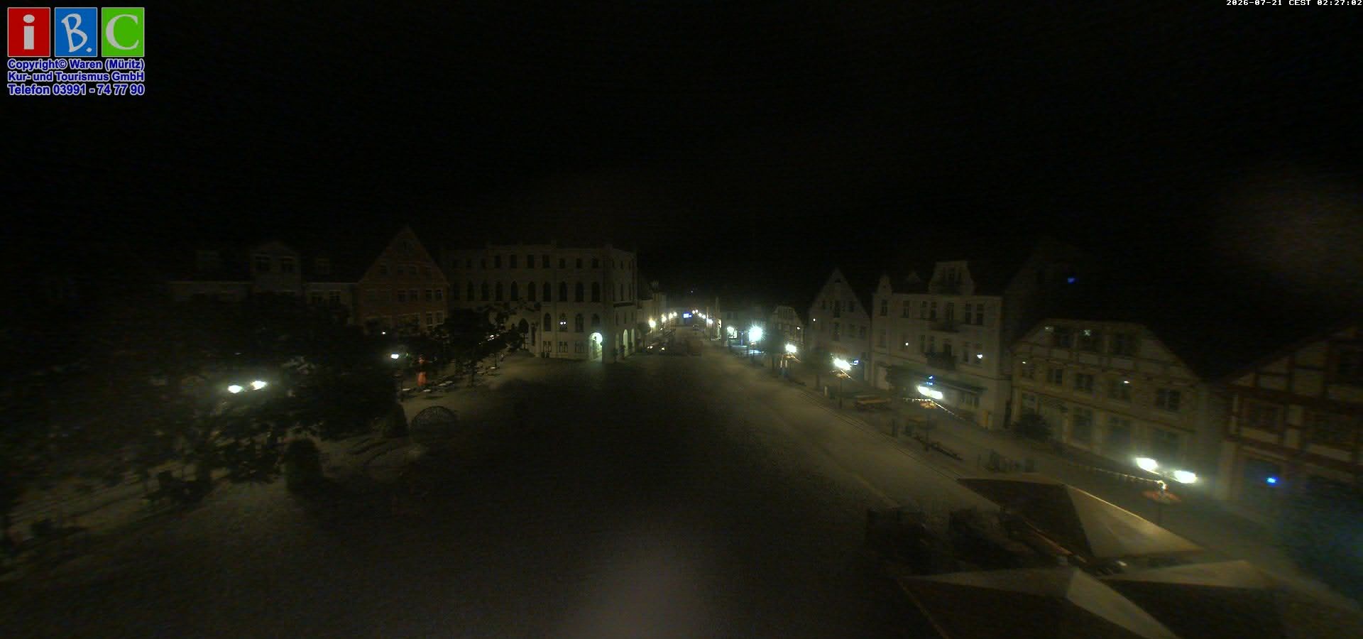 Archiv Foto Webcam Neuer Markt in Waren an der Müritz
