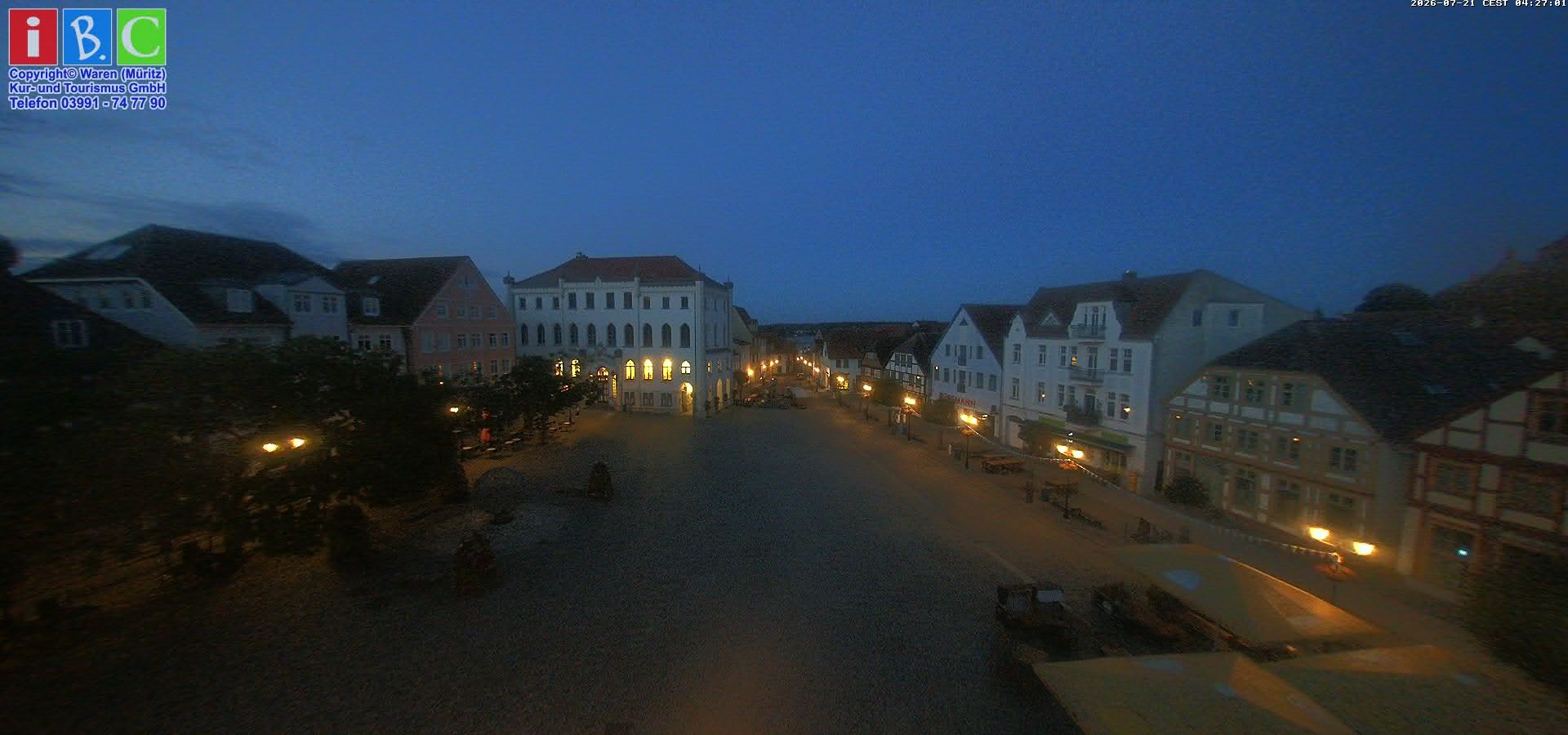Archiv Foto Webcam Neuer Markt in Waren an der Müritz