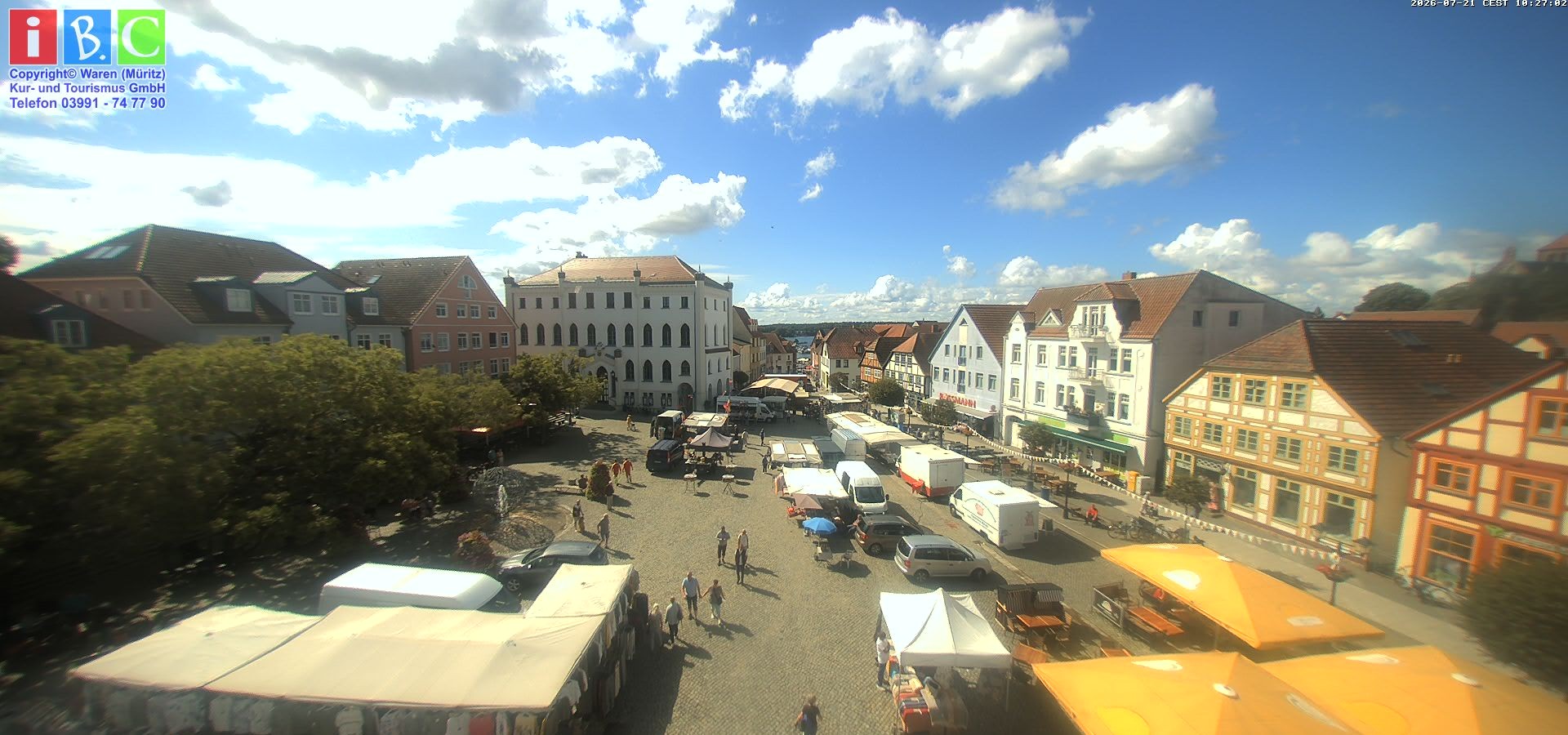 Archiv Foto Webcam Neuer Markt in Waren an der Müritz