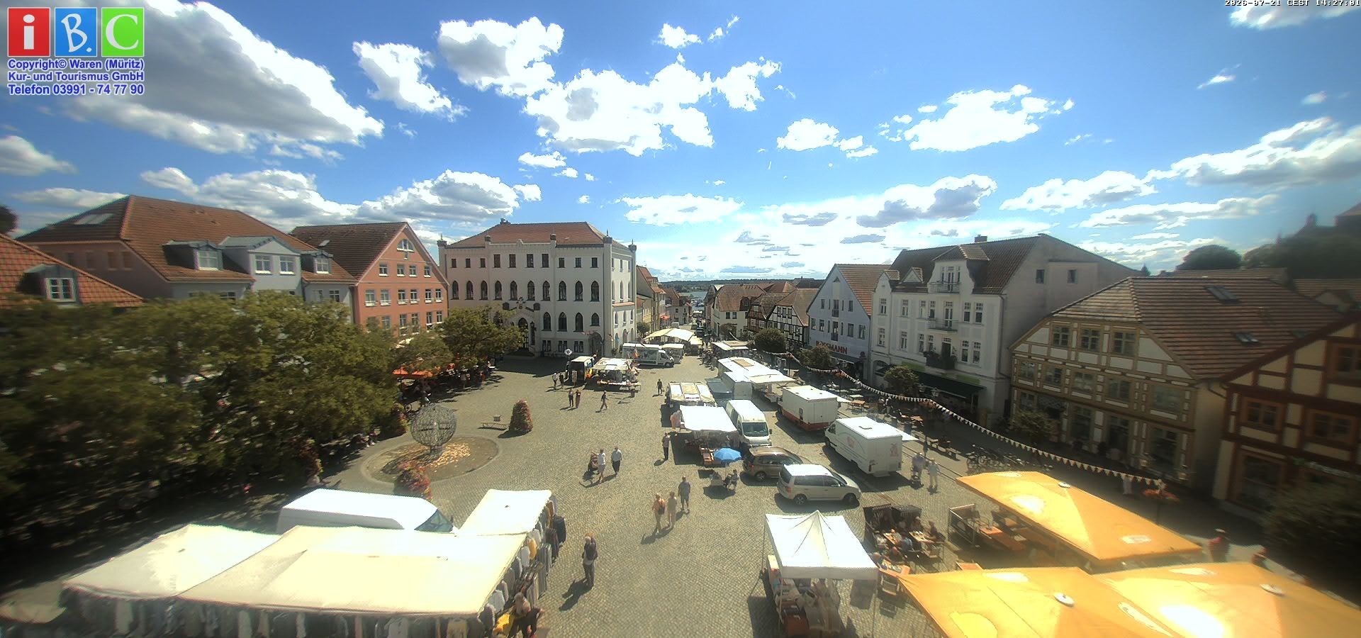 Archiv Foto Webcam Neuer Markt in Waren an der Müritz