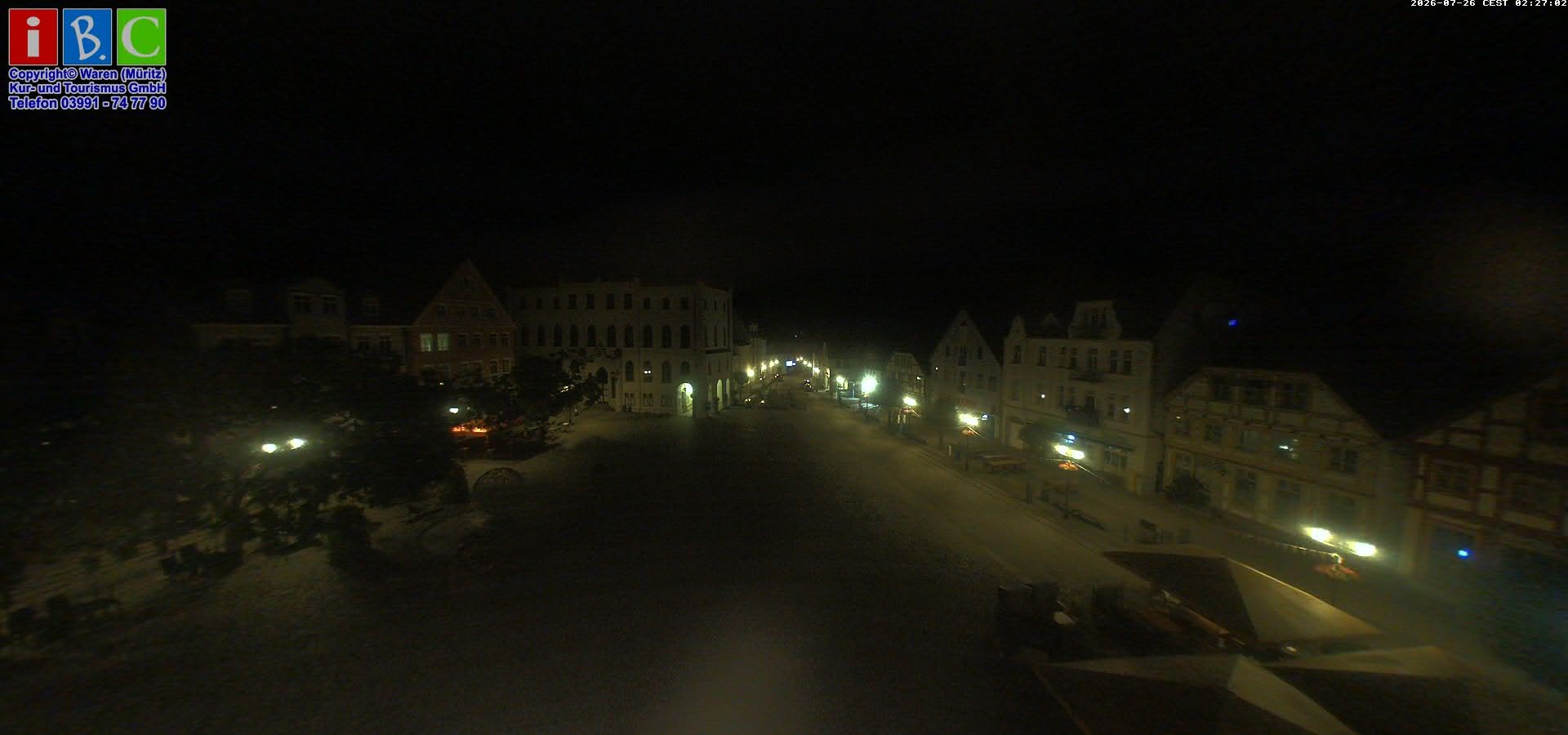Archiv Foto Webcam Neuer Markt in Waren an der Müritz