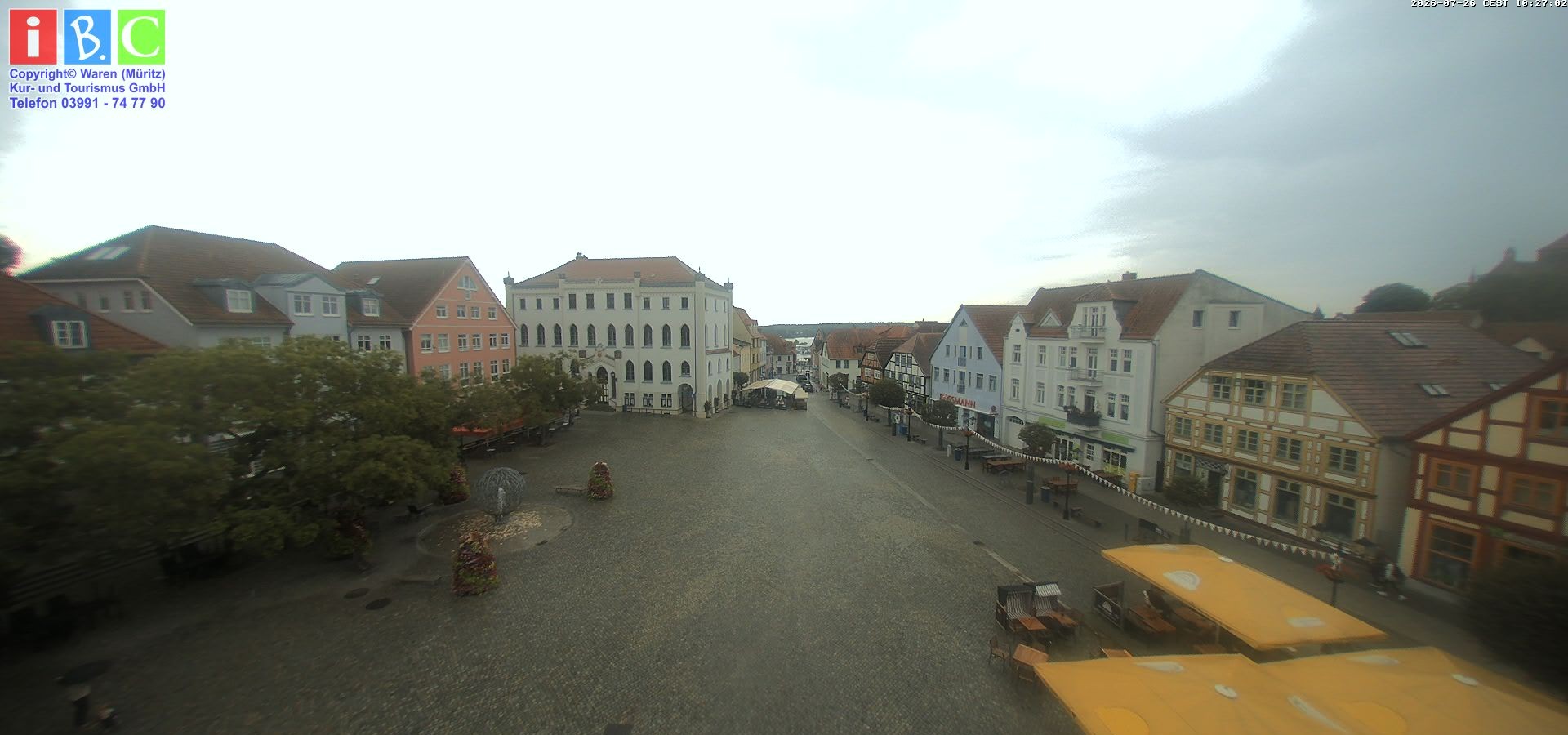 Archiv Foto Webcam Neuer Markt in Waren an der Müritz