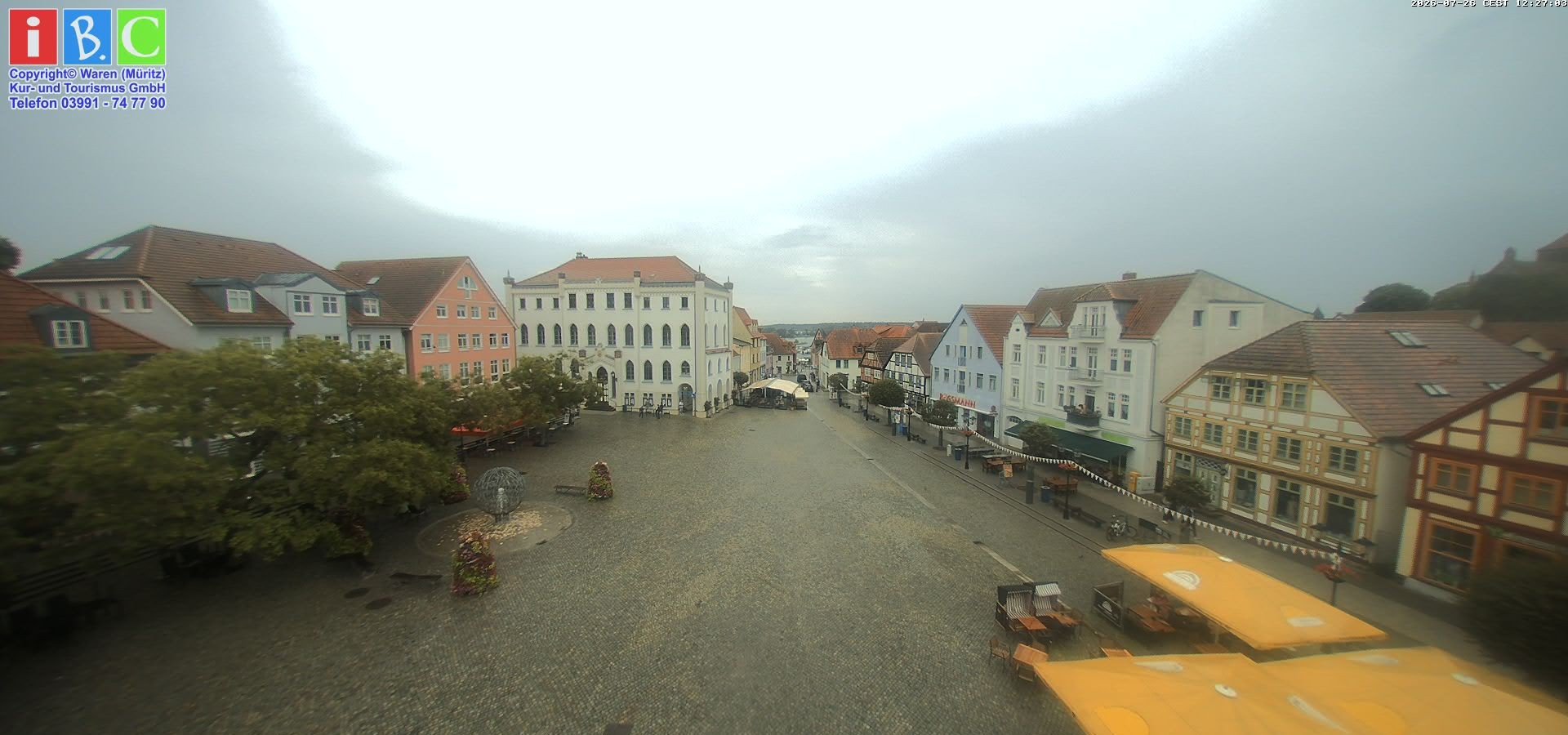 Archiv Foto Webcam Neuer Markt in Waren an der Müritz