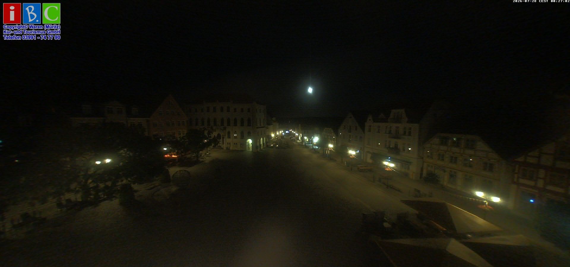 Archived image Webcam Waren (Müritz) - Market place