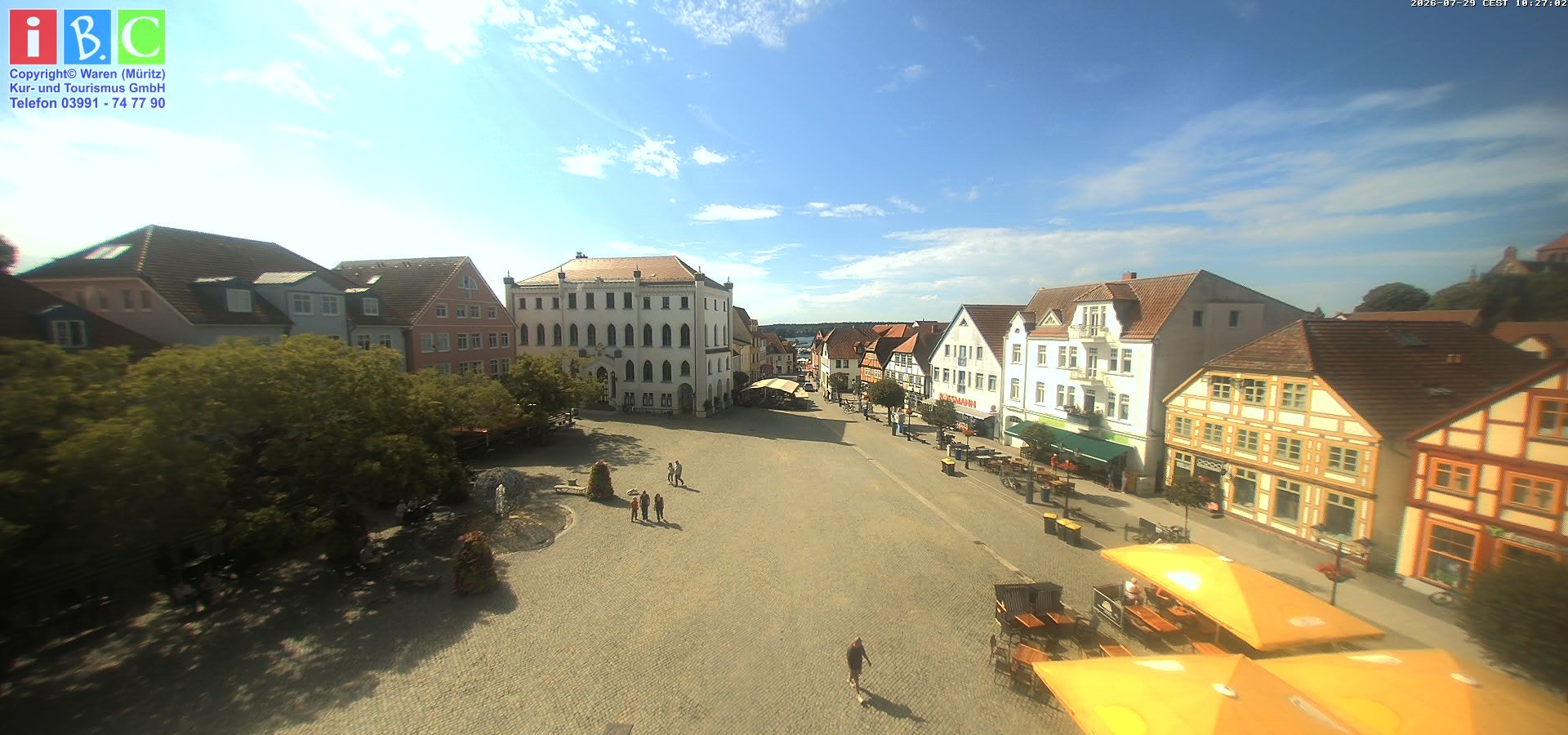 Archiv Foto Webcam Neuer Markt in Waren an der Müritz