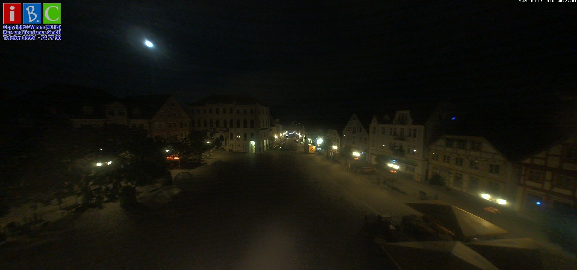 Archiv Foto Webcam Neuer Markt in Waren an der Müritz
