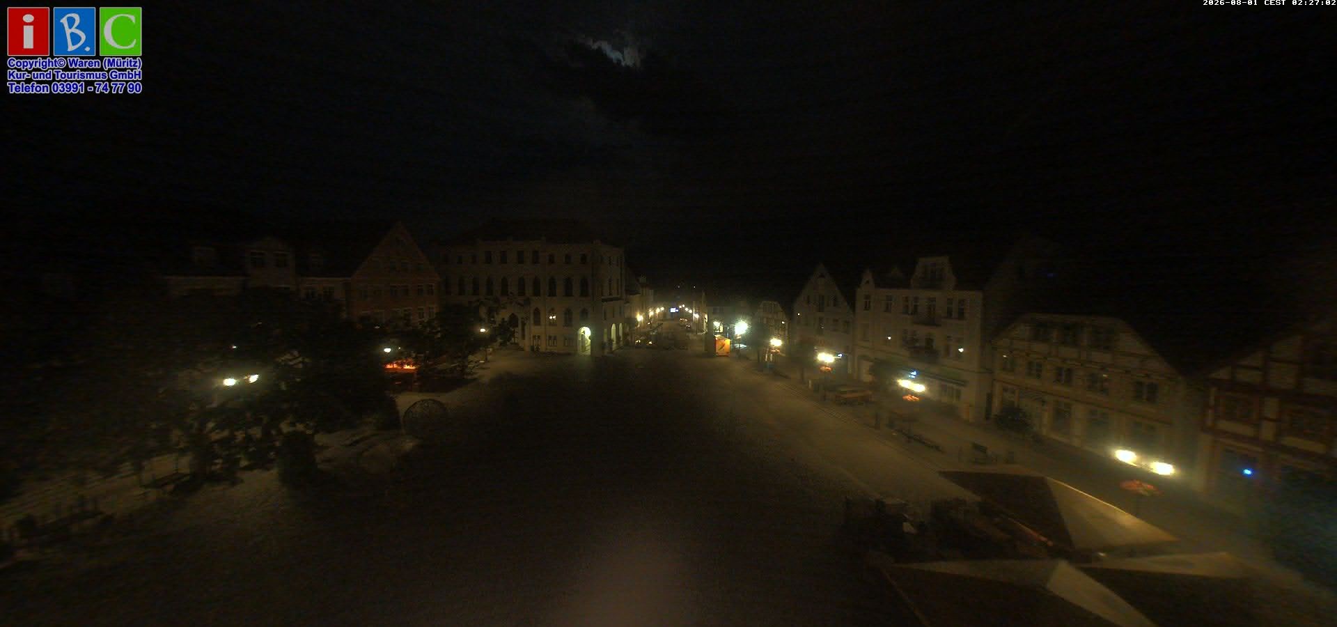 Archiv Foto Webcam Neuer Markt in Waren an der Müritz